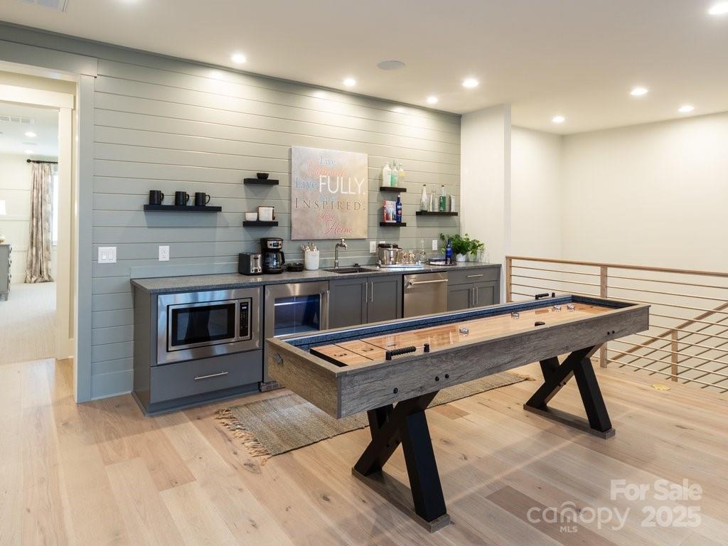 13213 Oak Farm Lane