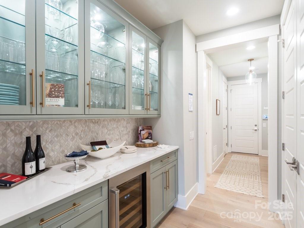 13213 Oak Farm Lane