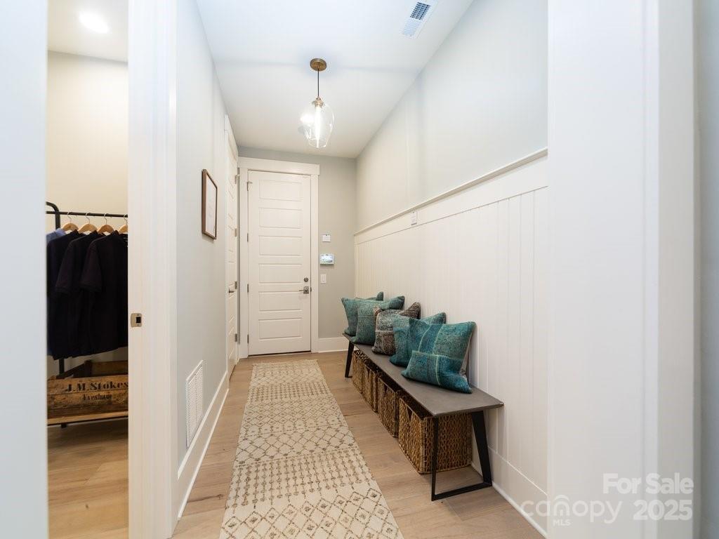 13213 Oak Farm Lane