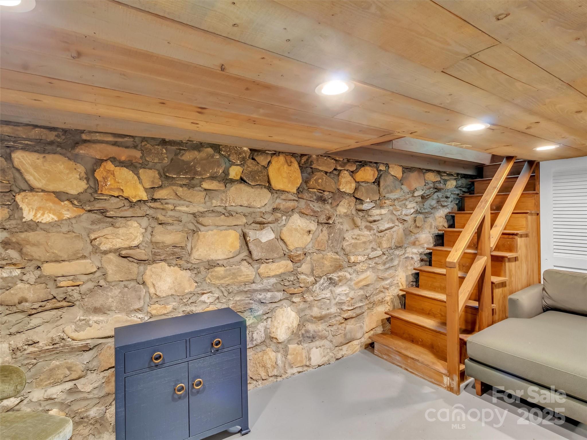 88 Plott Valley Road