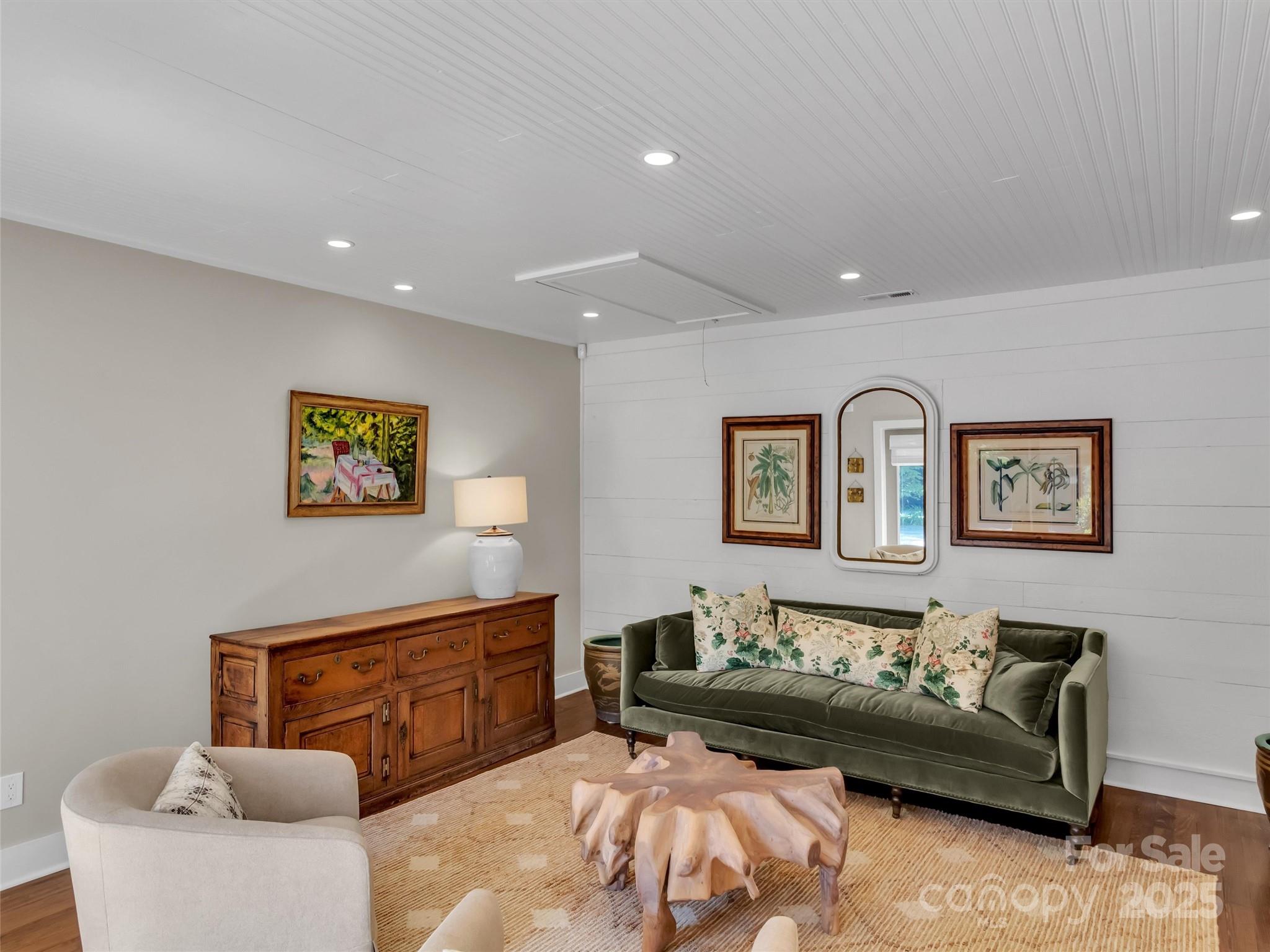 88 Plott Valley Road
