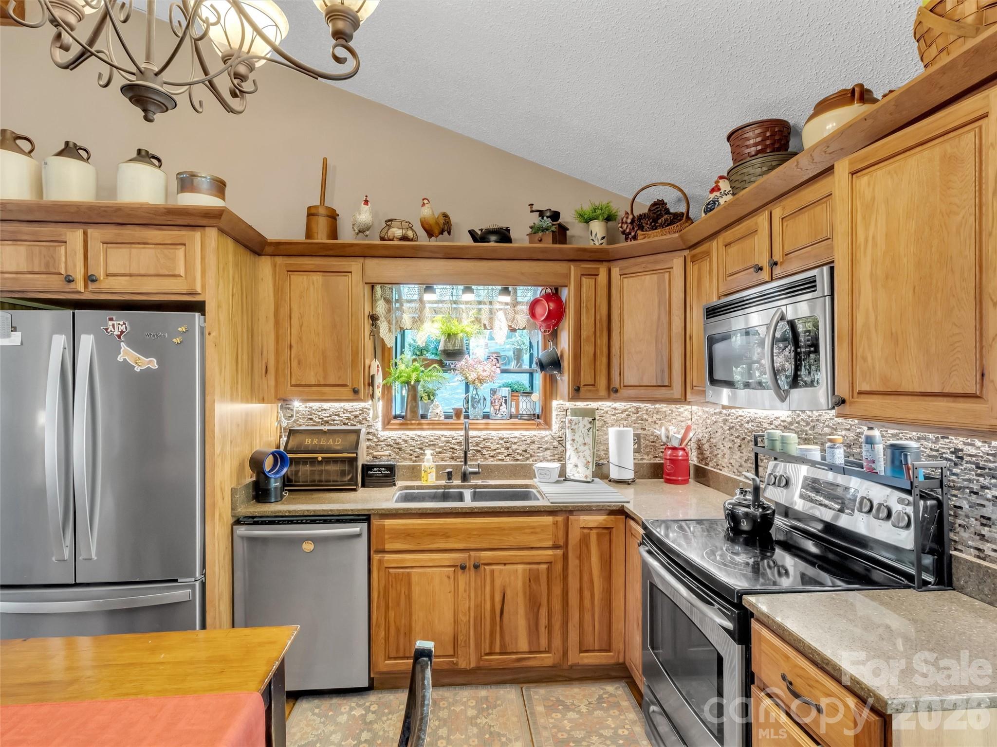 346 Wendy Way