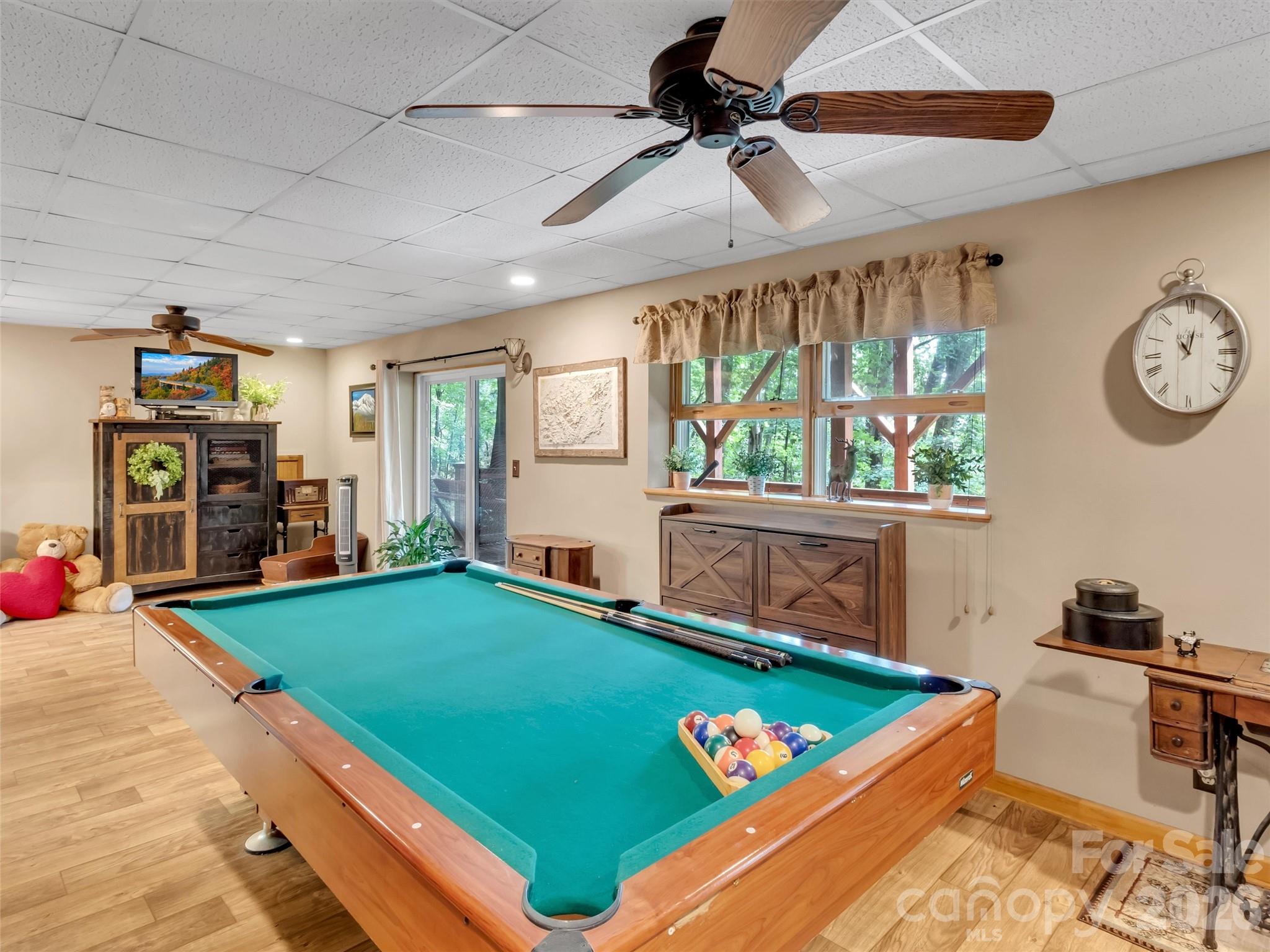 346 Wendy Way