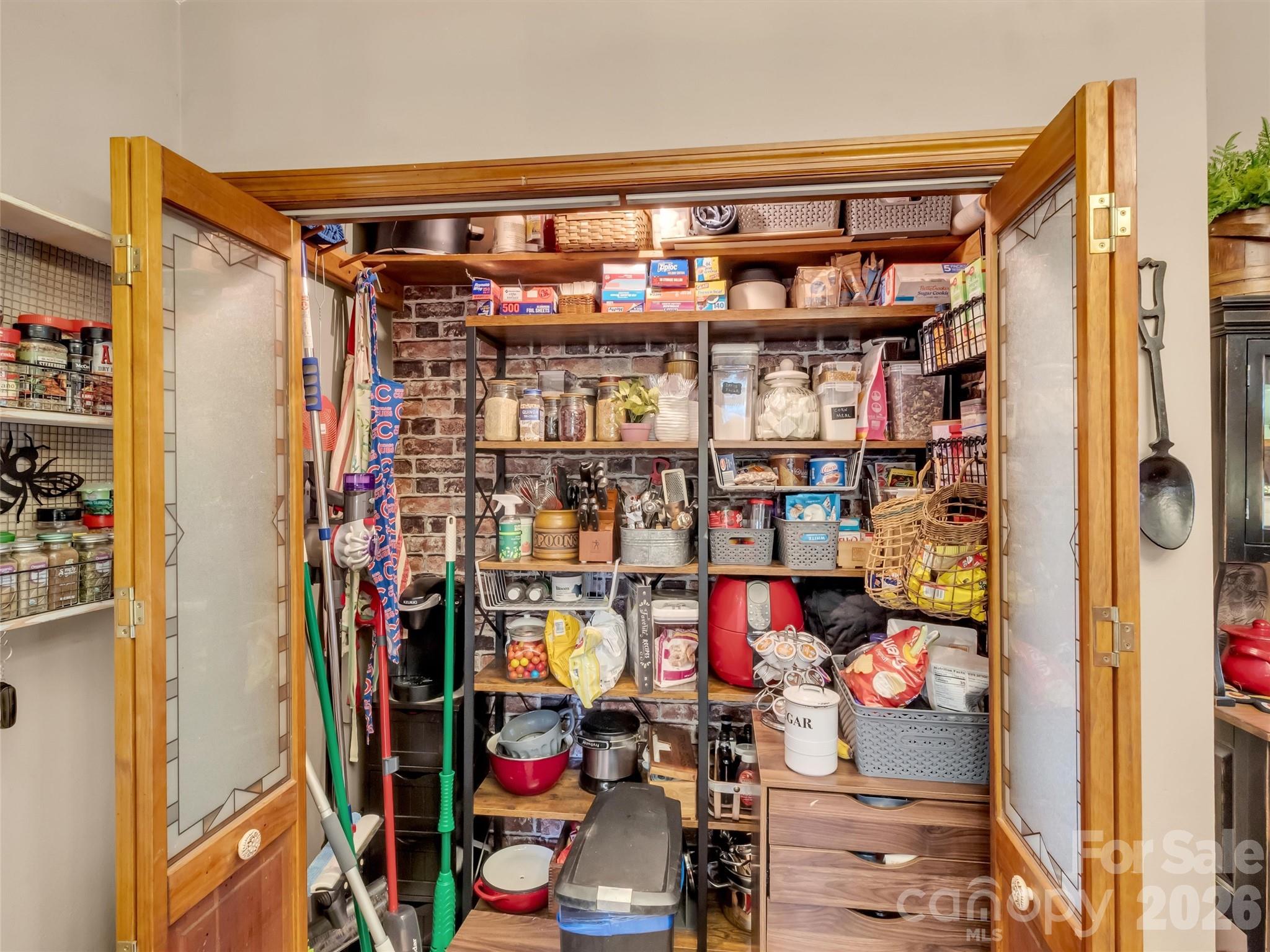 346 Wendy Way