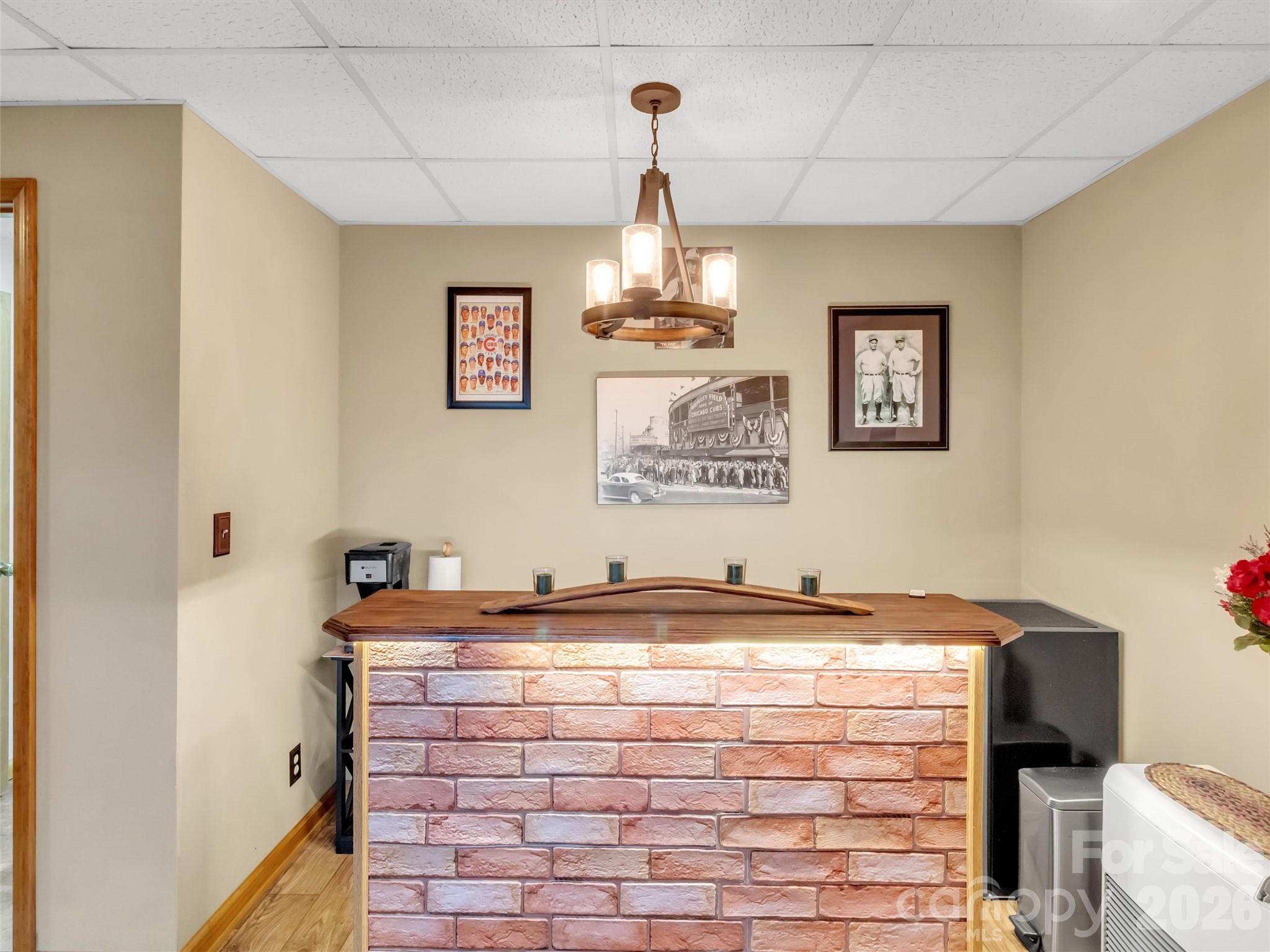346 Wendy Way
