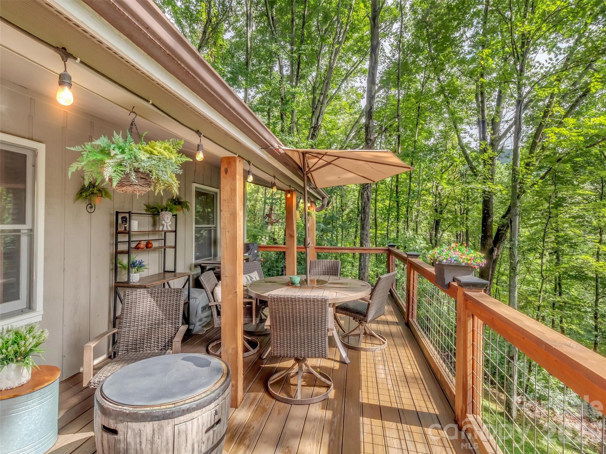 346 Wendy Way