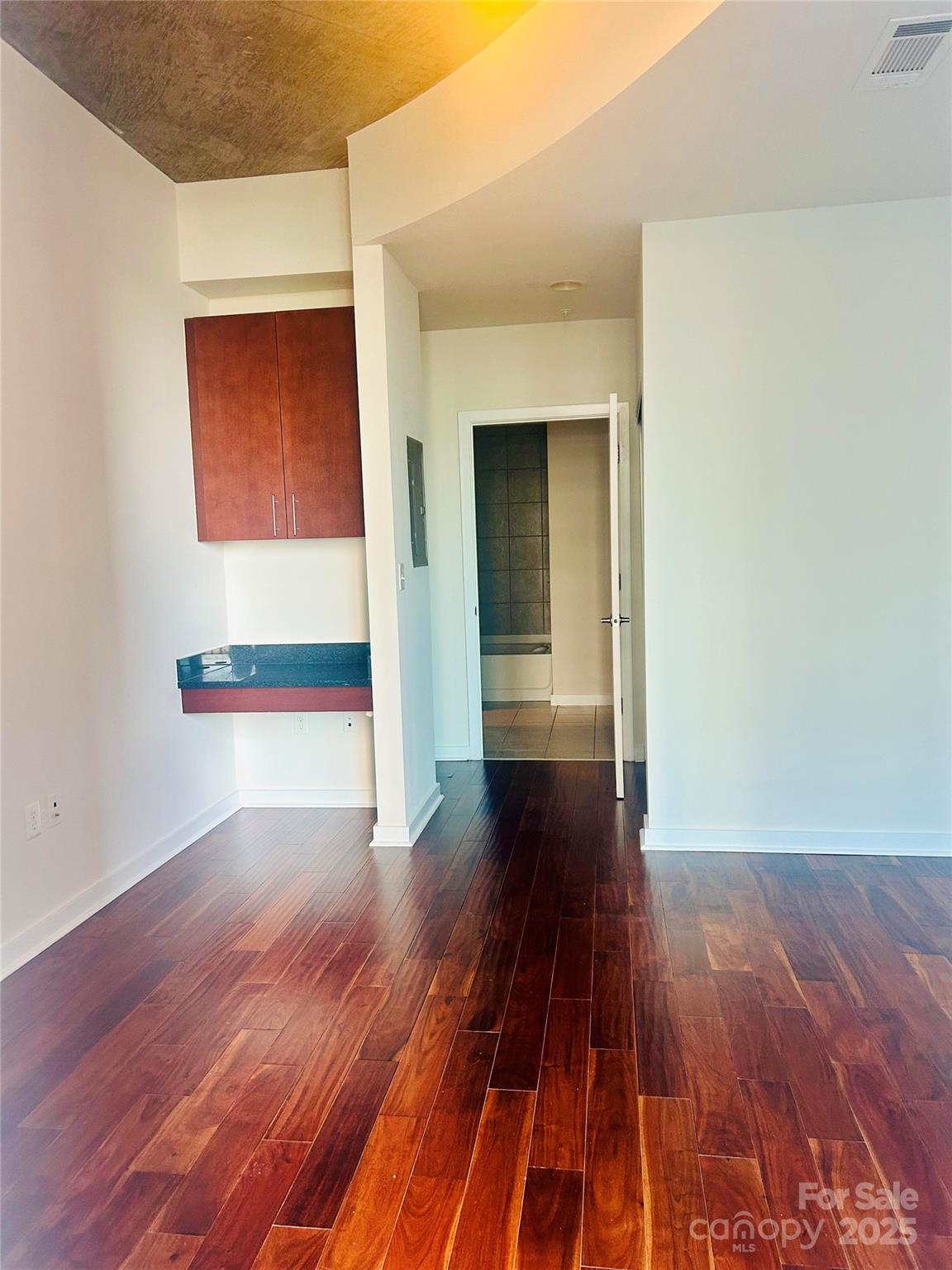 210 N Church Street Unit: 1105