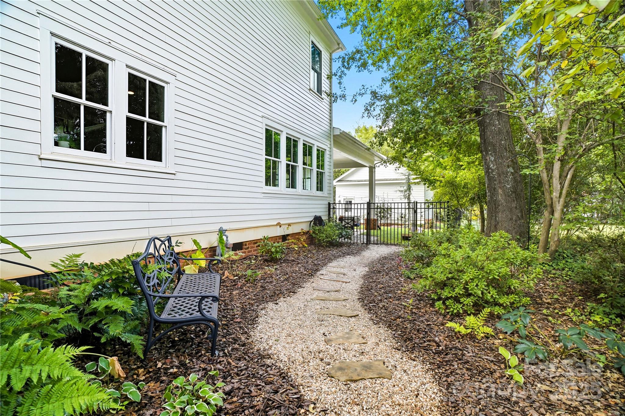 522 Potts Street