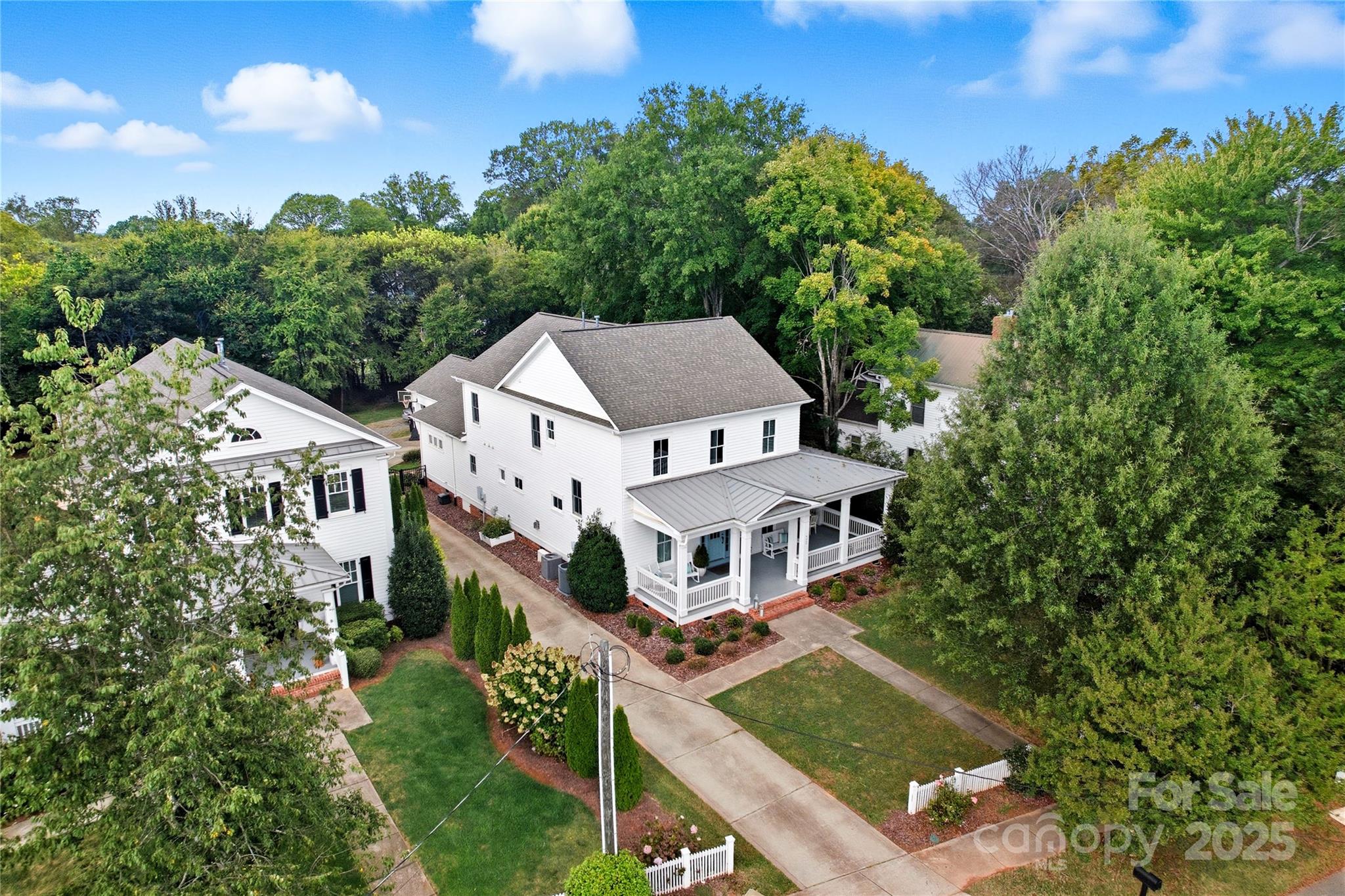 522 Potts Street