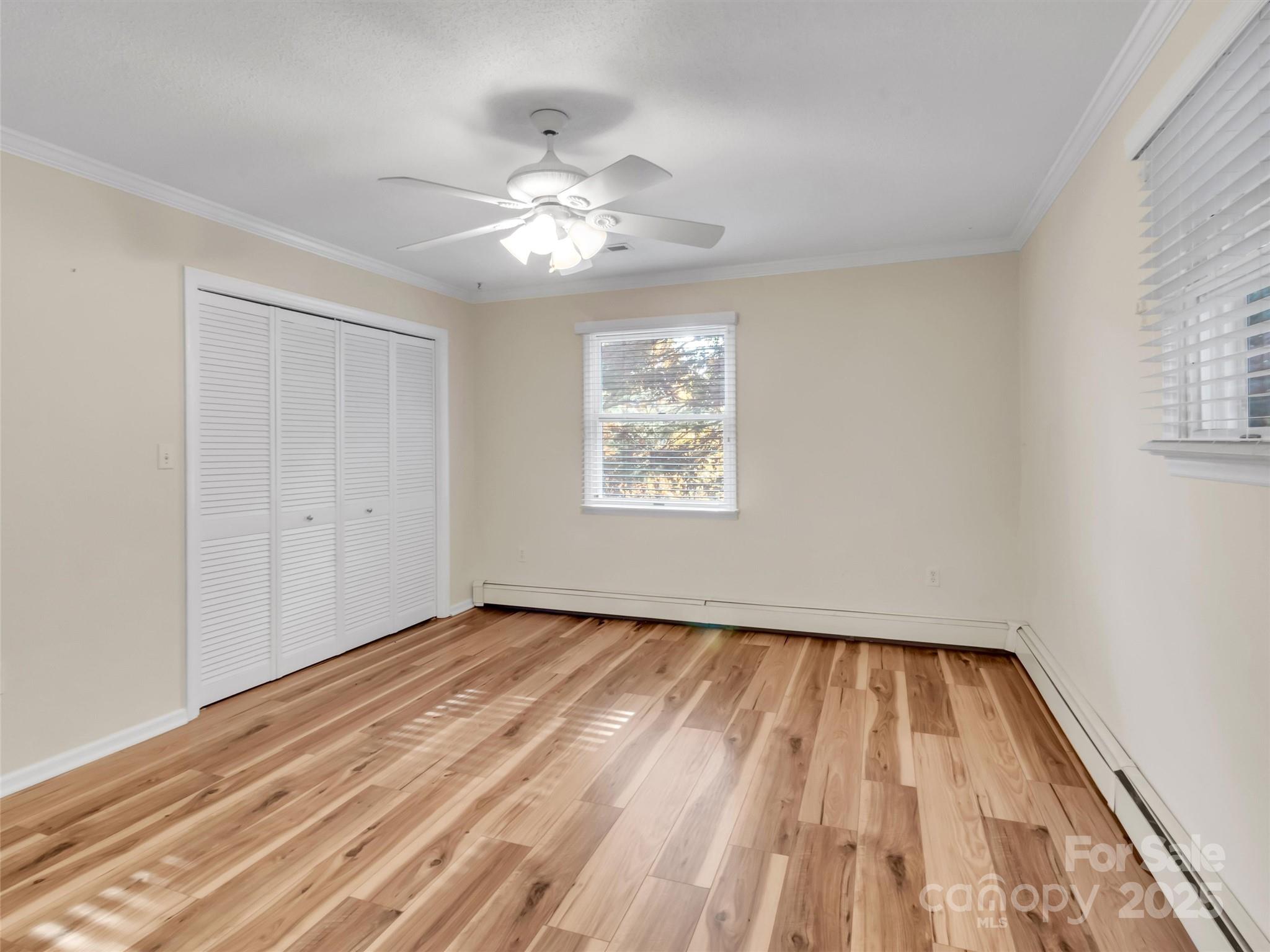 930 Scenic Circle