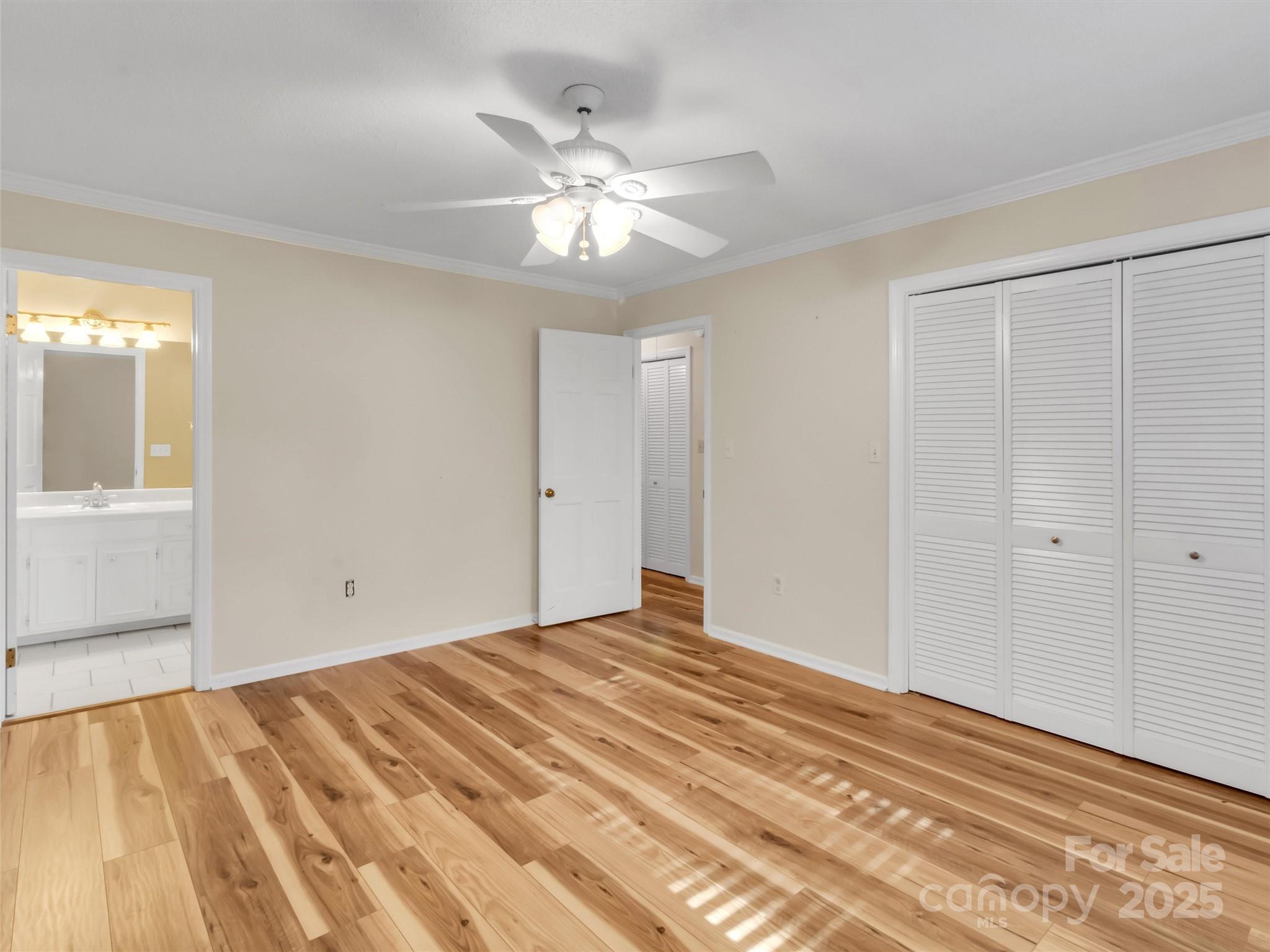 930 Scenic Circle
