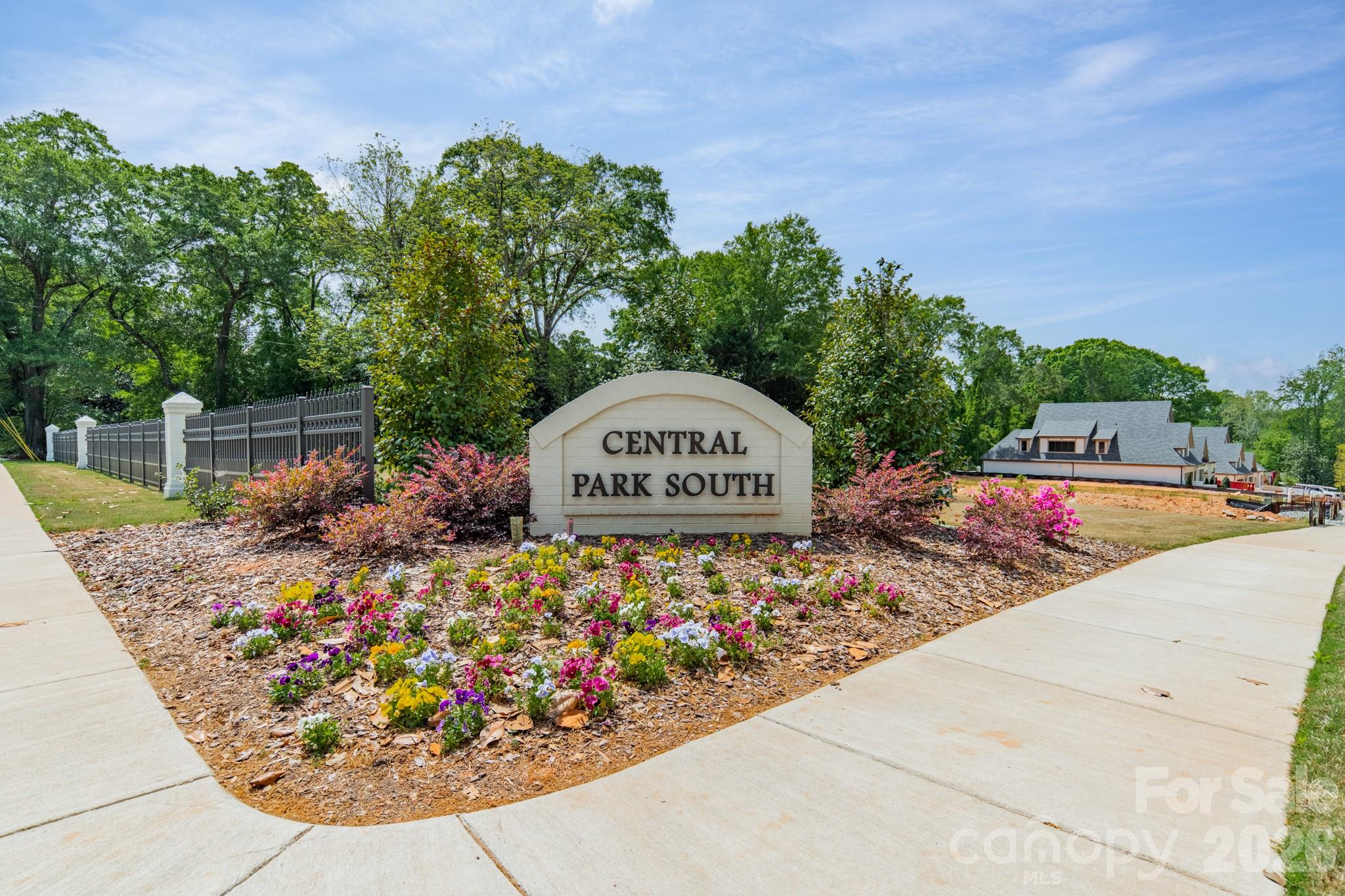 525 Winding Way Unit: 7