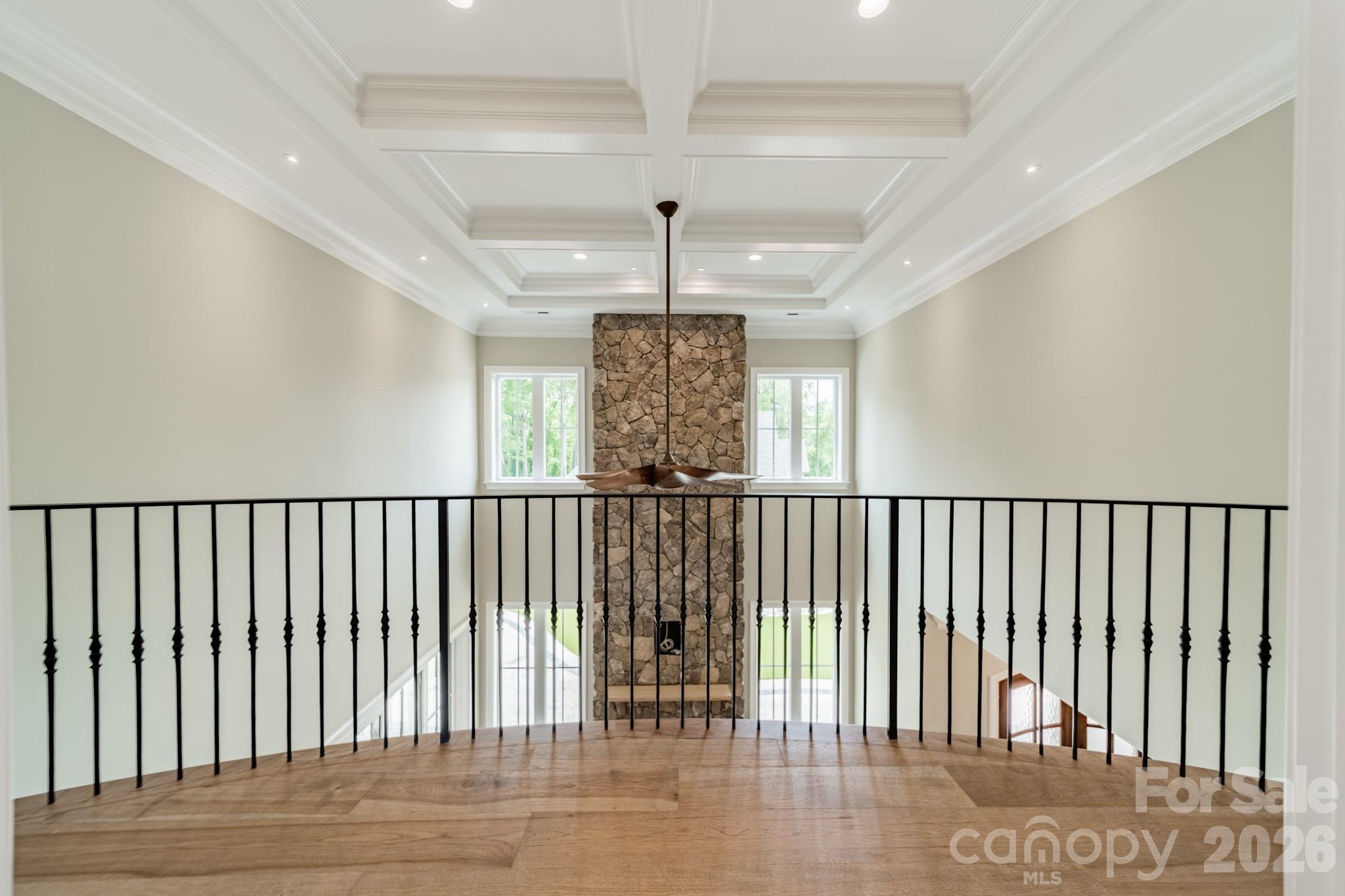 525 Winding Way Unit: 7