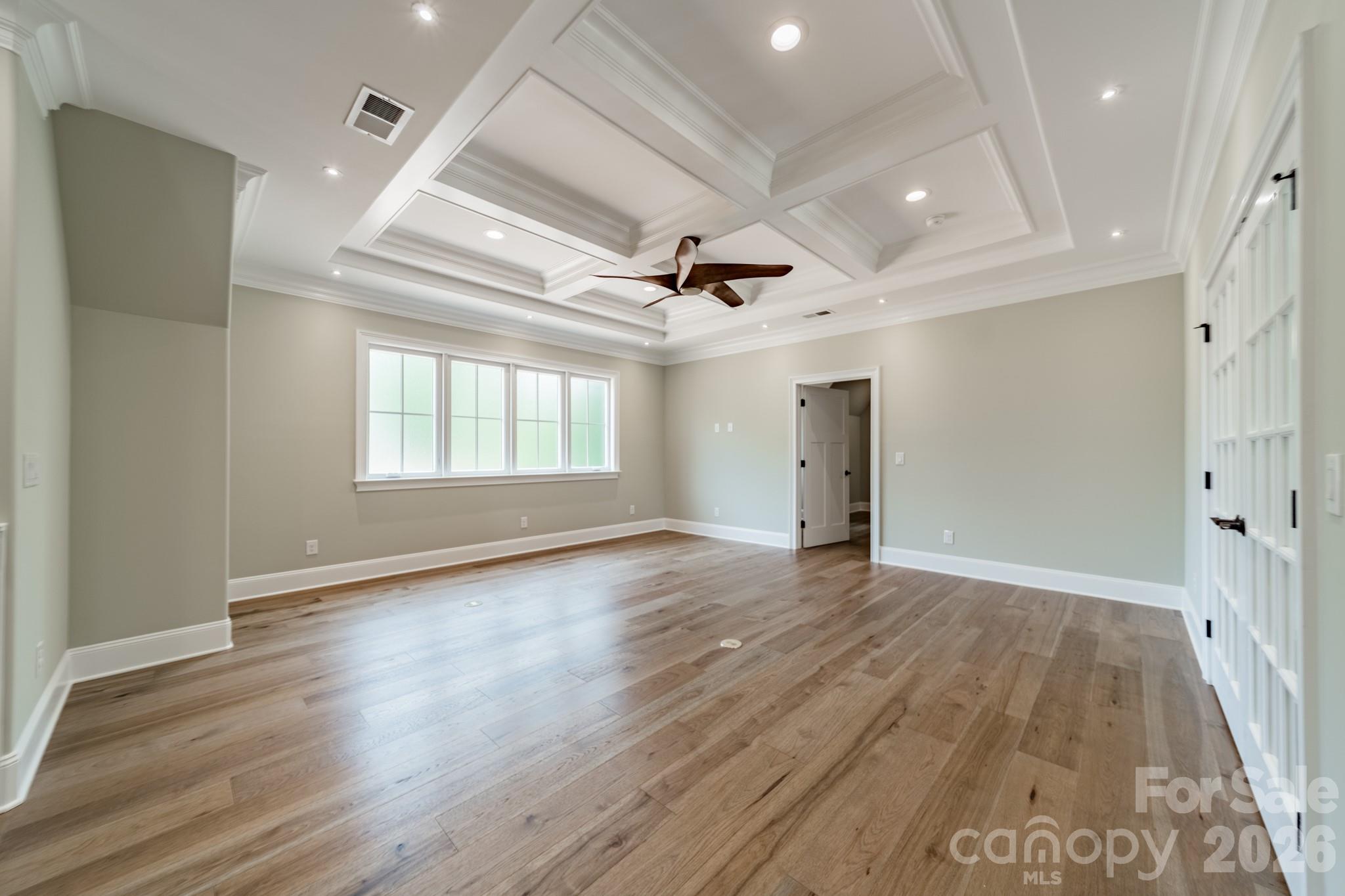 525 Winding Way Unit: 7