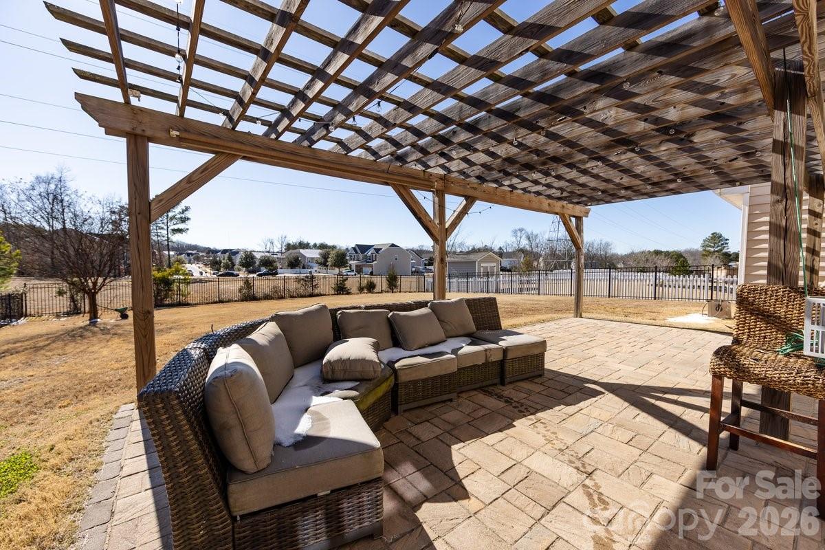 8931 Happiness Road