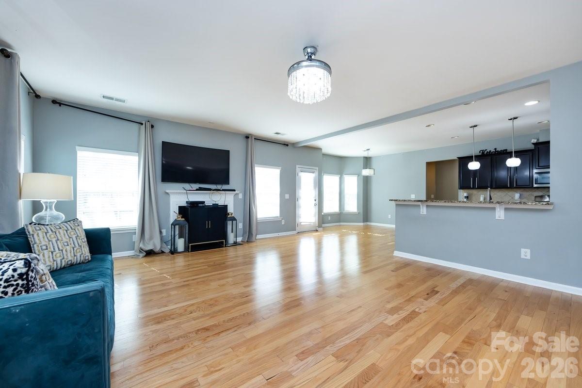 8931 Happiness Road