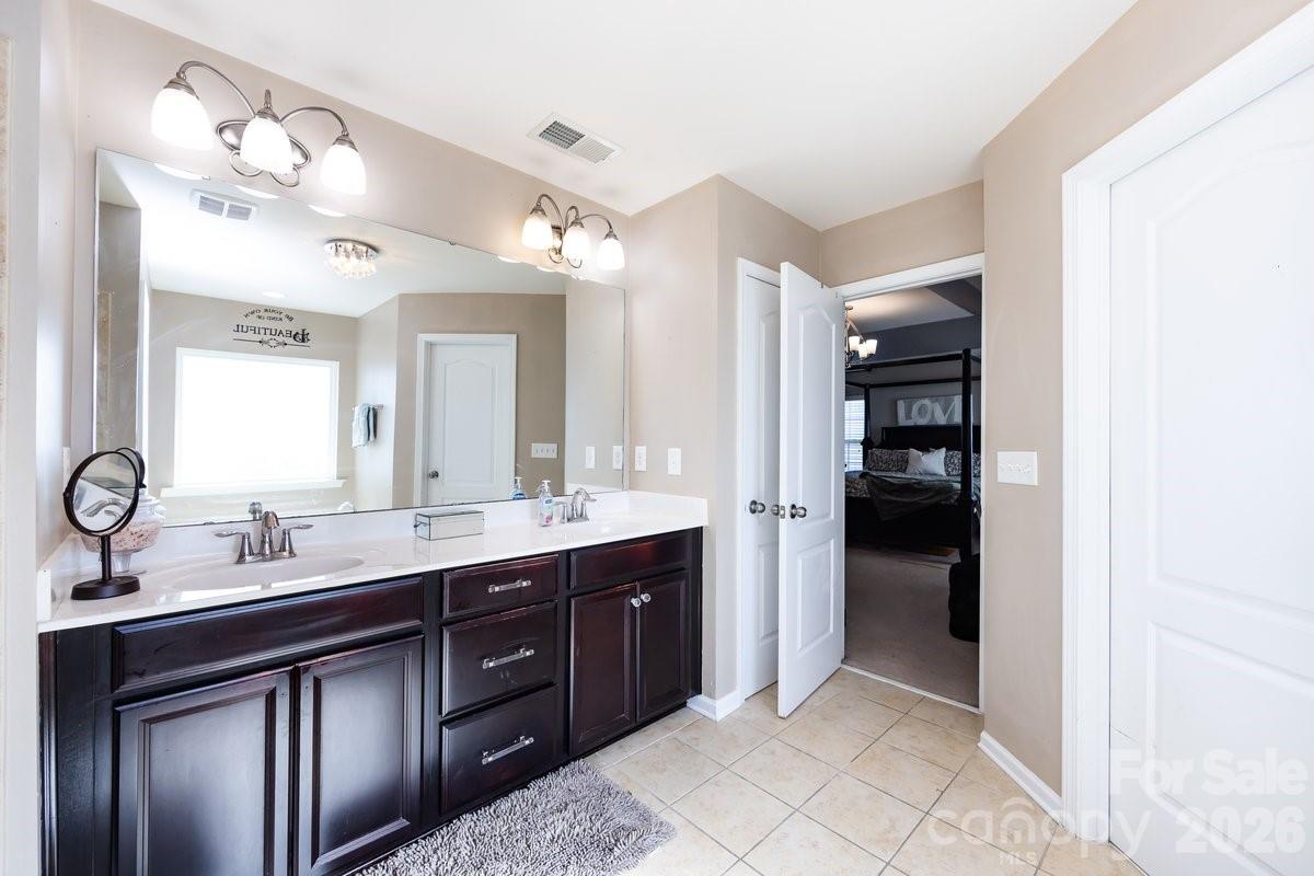 8931 Happiness Road