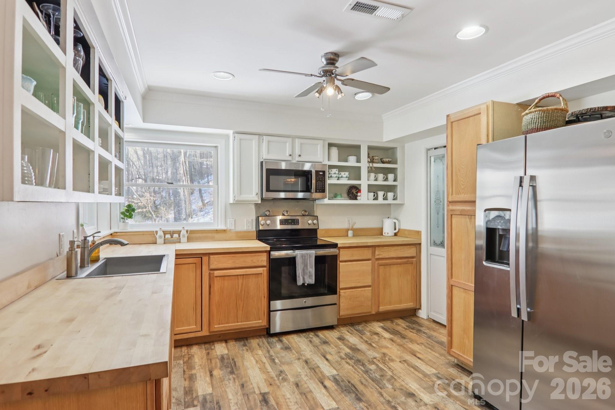 210 Spring Valley Drive Unit: 624 & 625