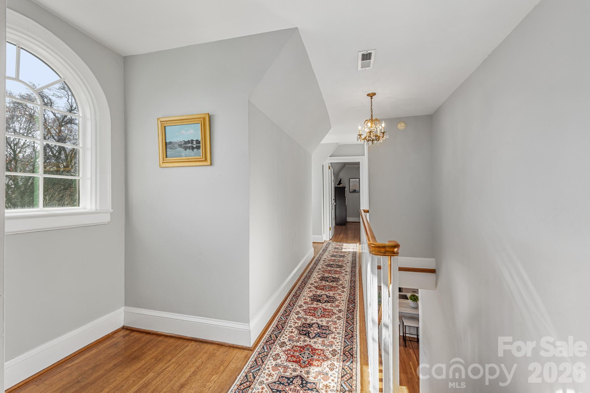 27 Circle Drive