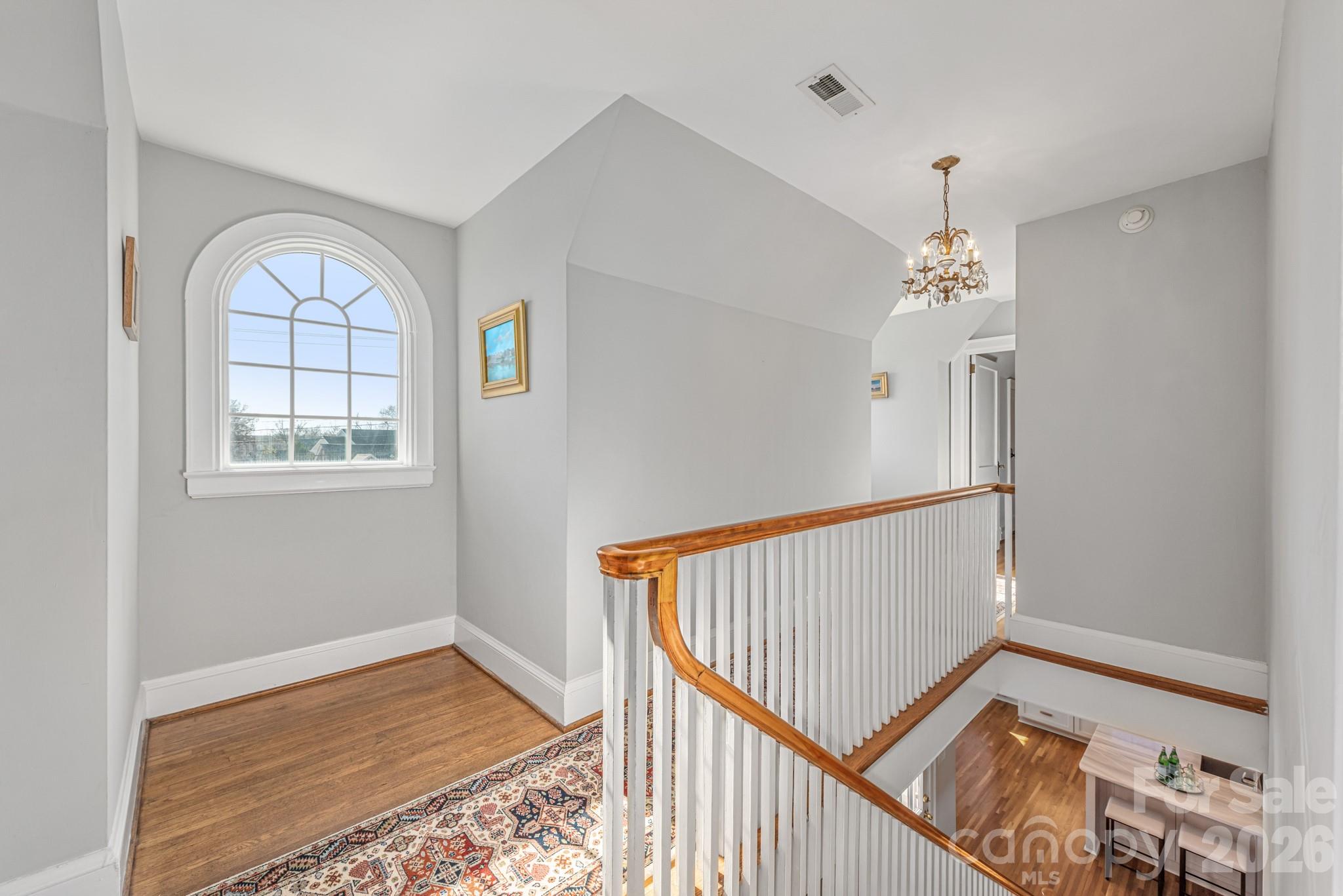 27 Circle Drive