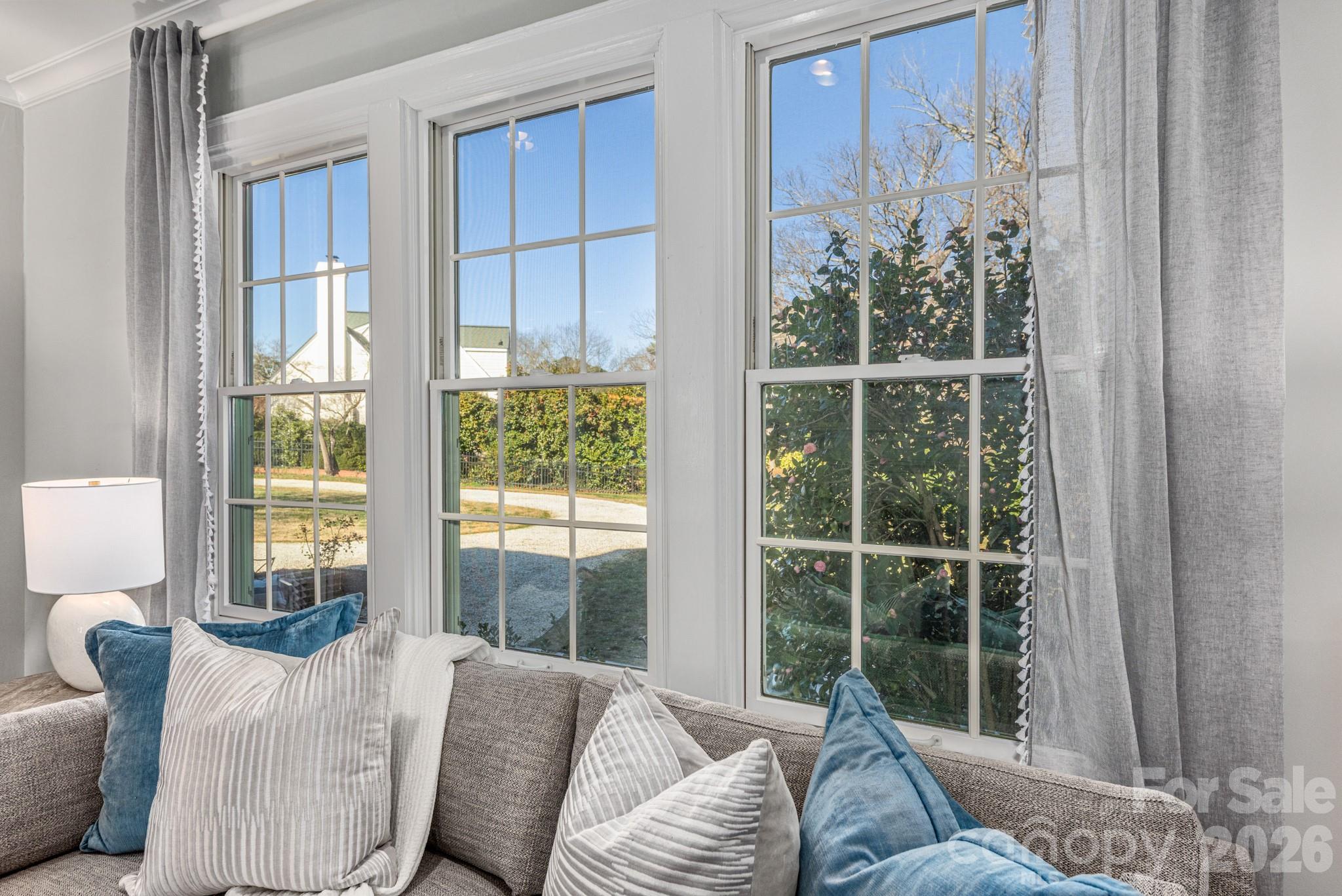 27 Circle Drive