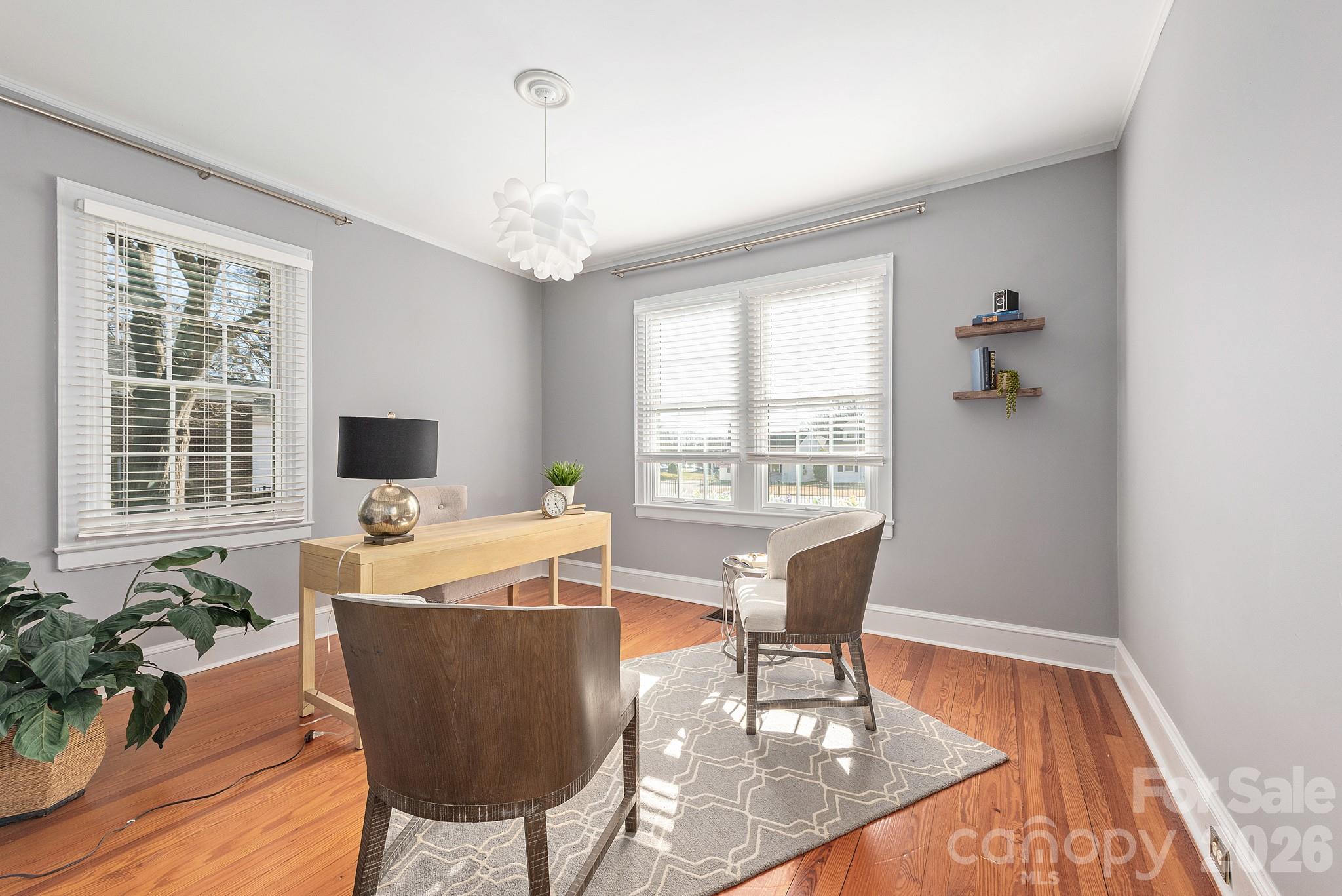 27 Circle Drive