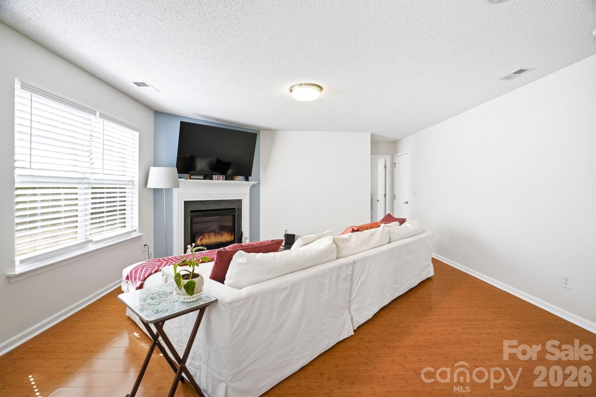 2260 Wexford Way