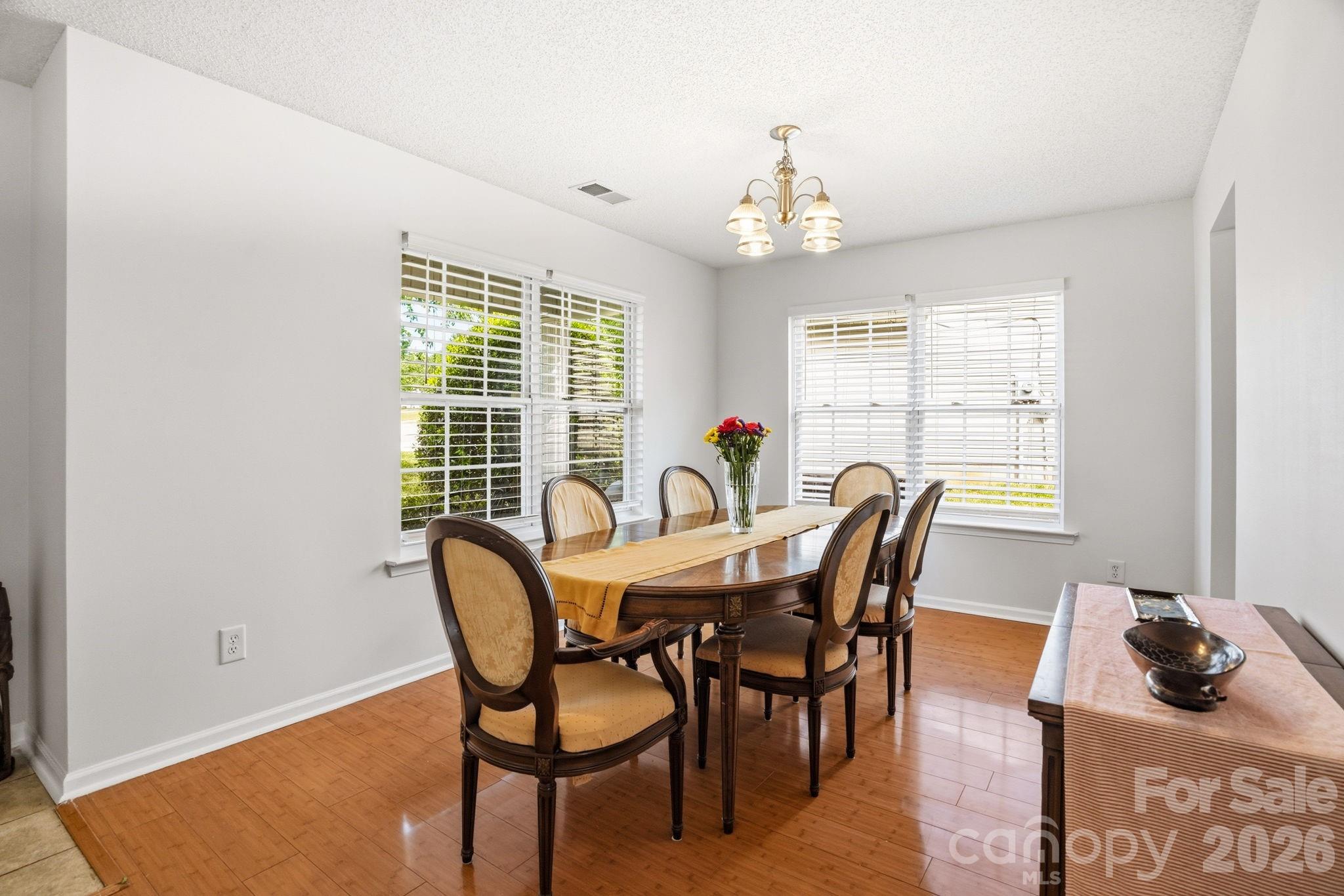 2260 Wexford Way