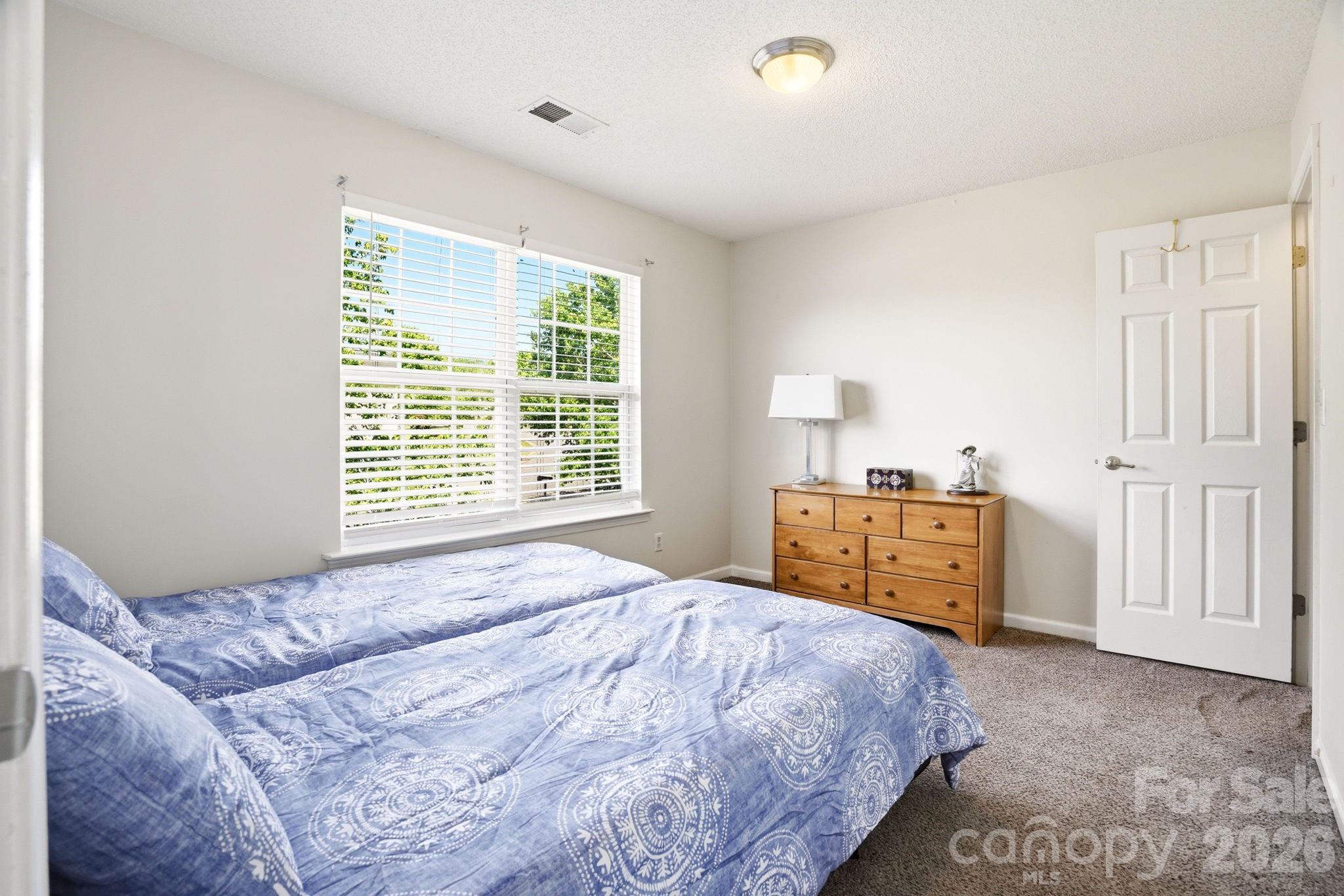 2260 Wexford Way