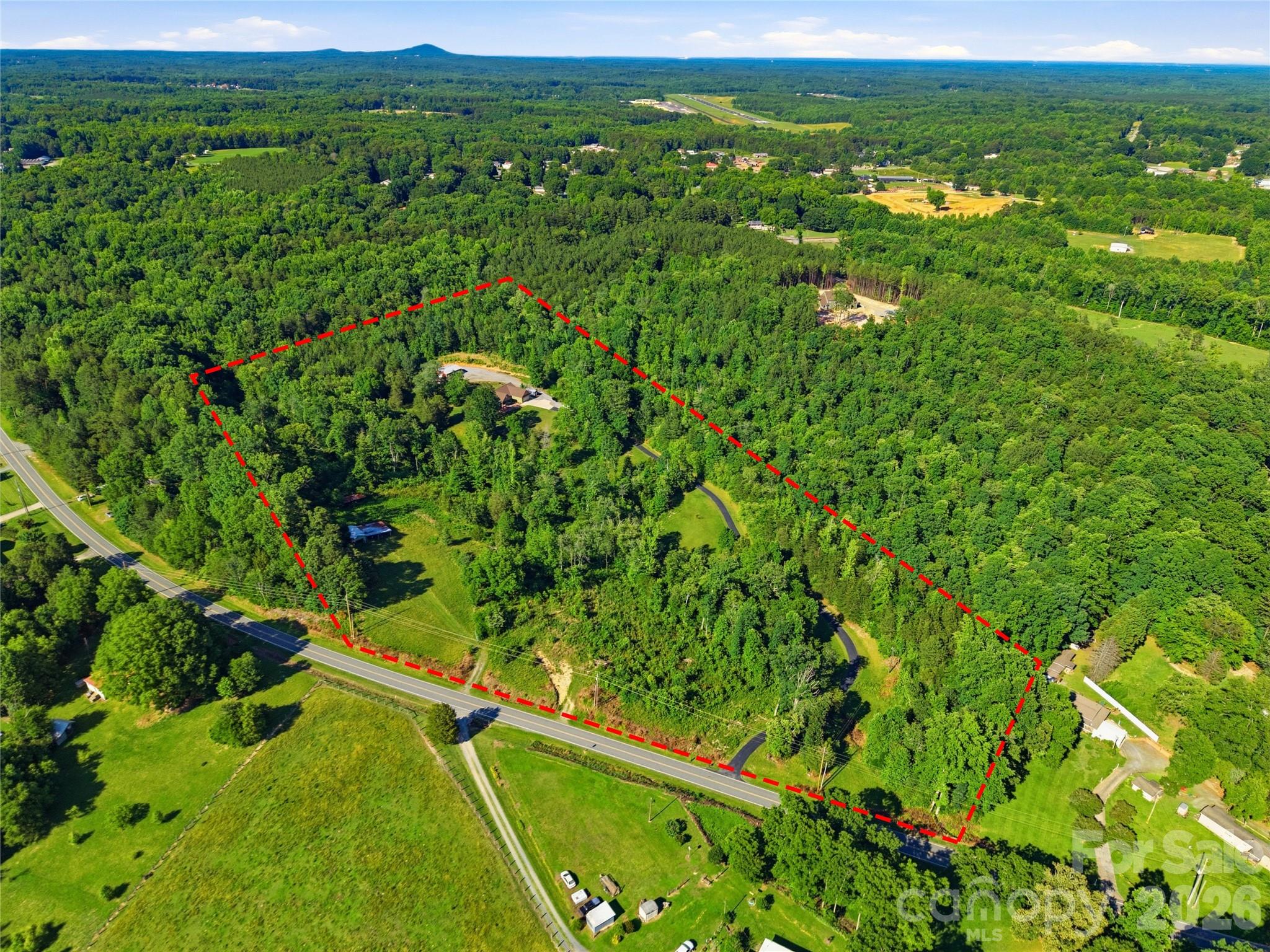 575 Hill Road