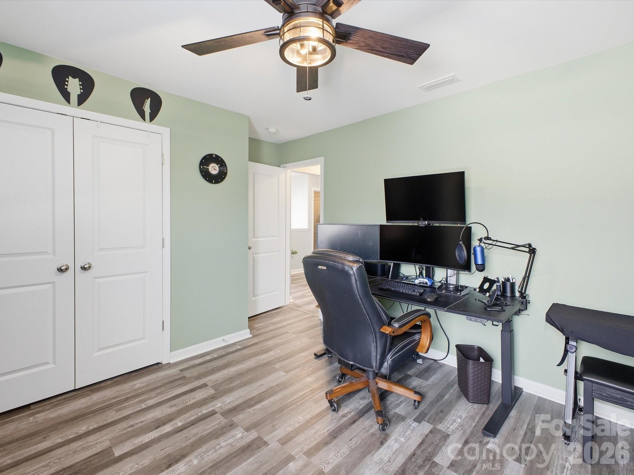 1049 River Haven Avenue SW Unit: 140