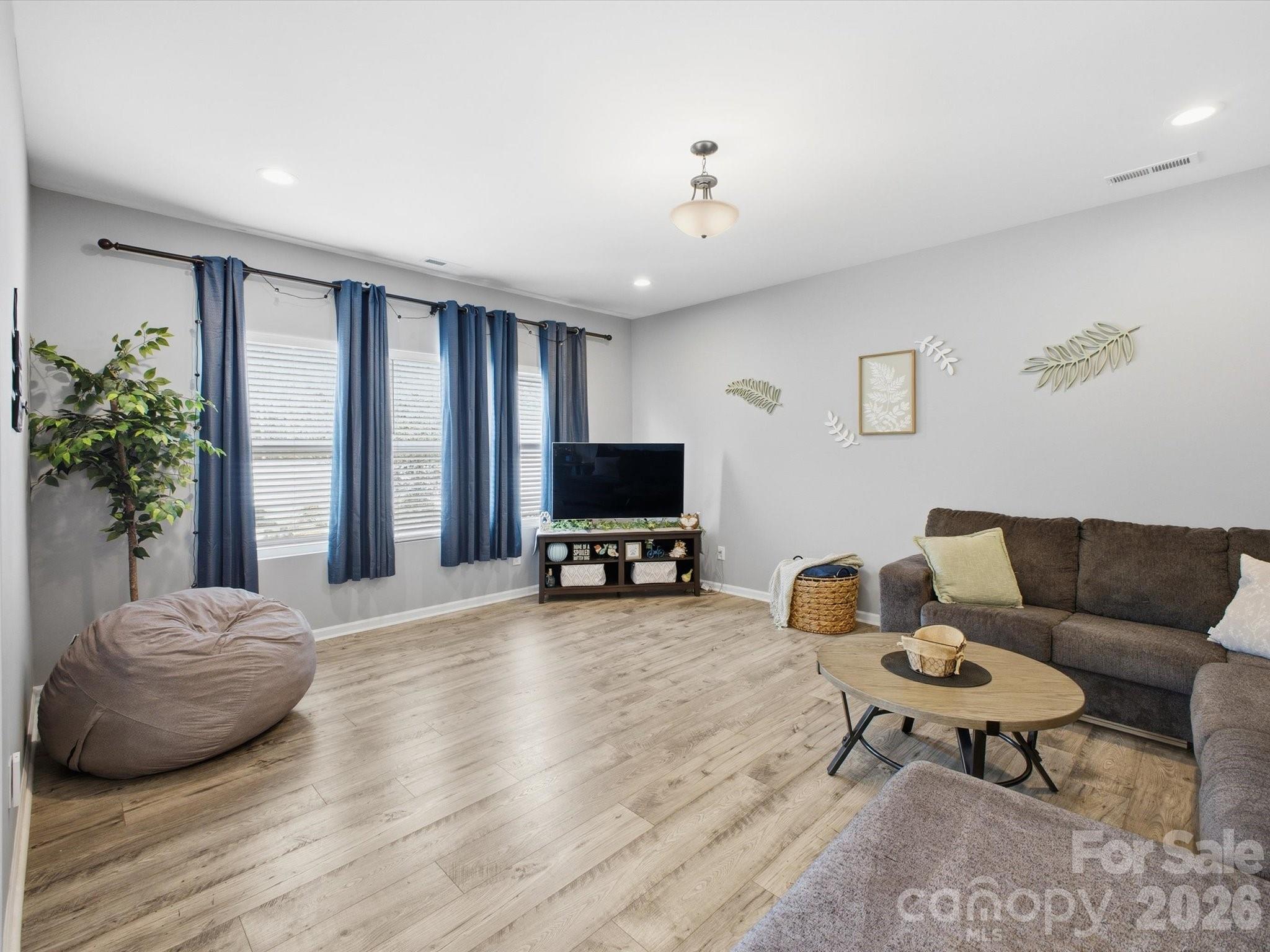 1049 River Haven Avenue SW Unit: 140