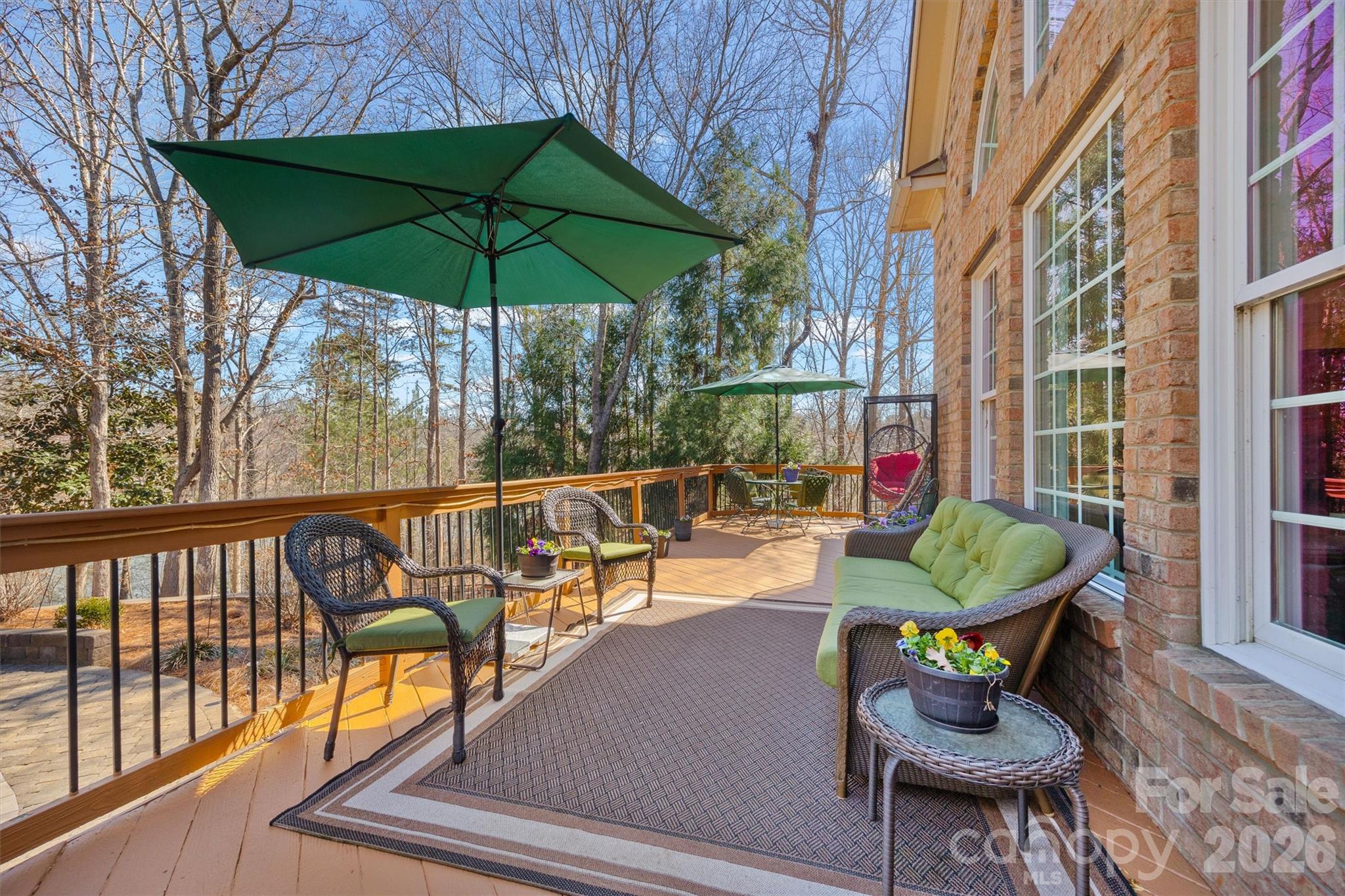 8238 Victoria Lake Drive