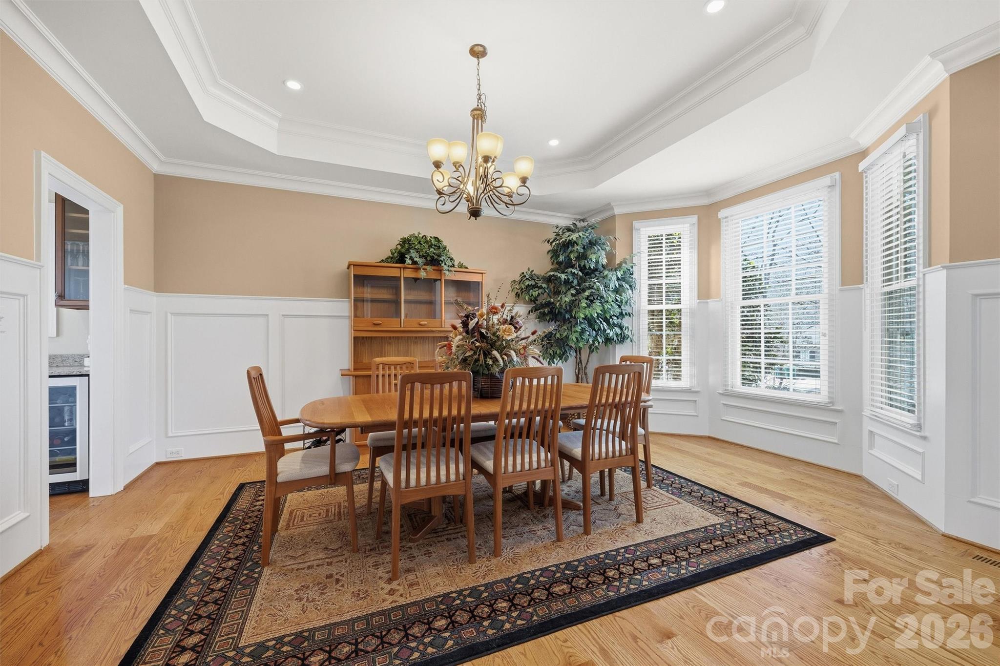 8238 Victoria Lake Drive