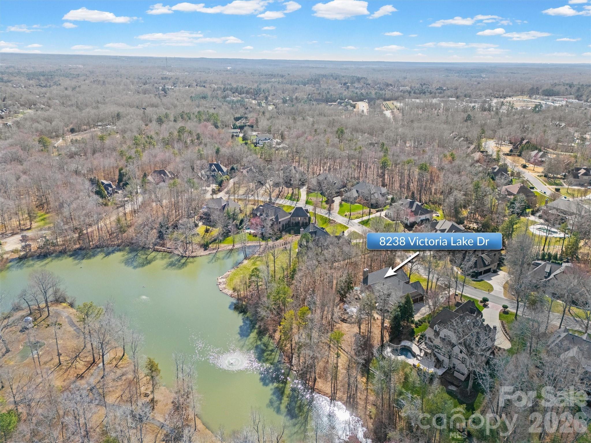 8238 Victoria Lake Drive