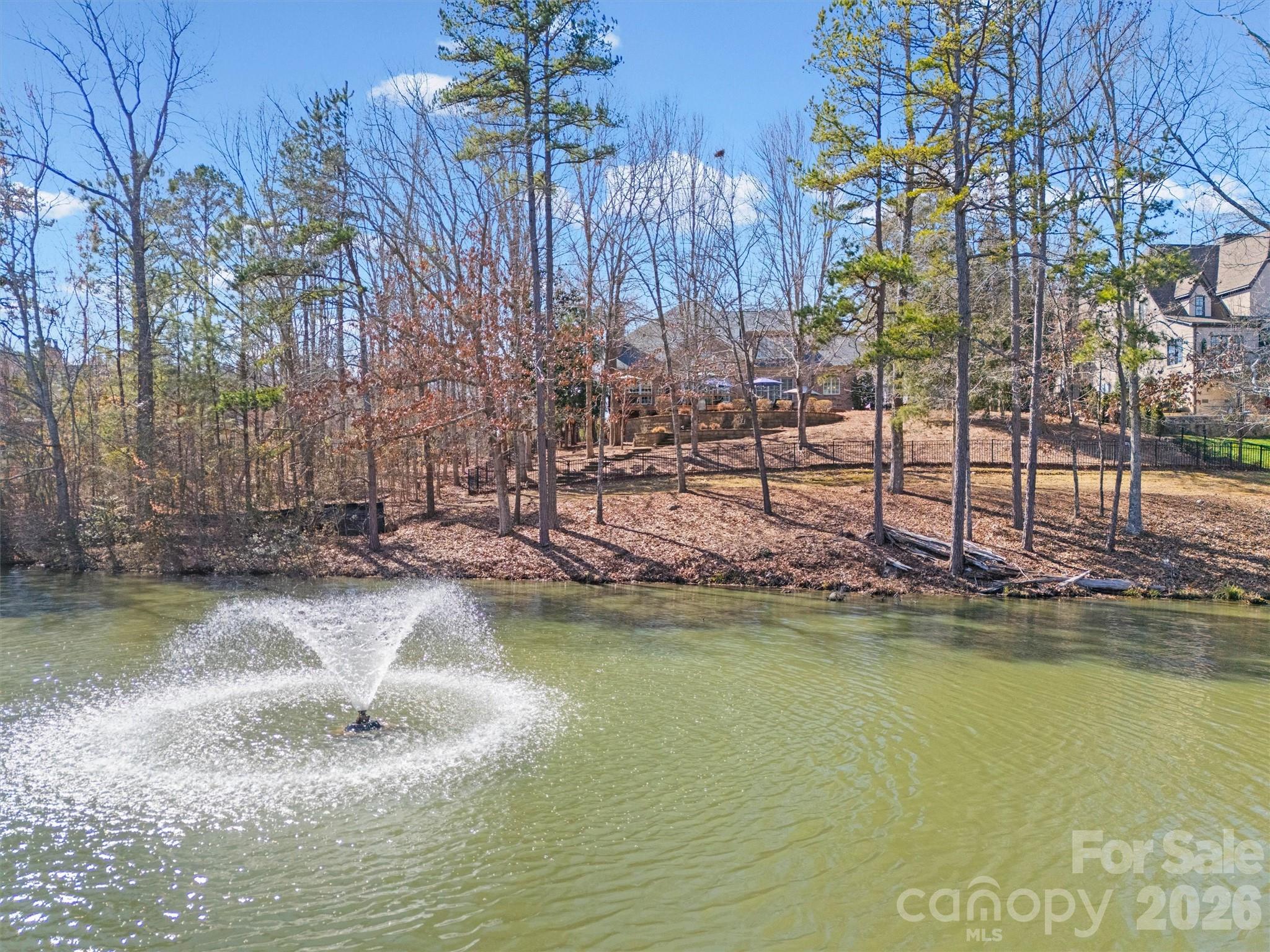 8238 Victoria Lake Drive
