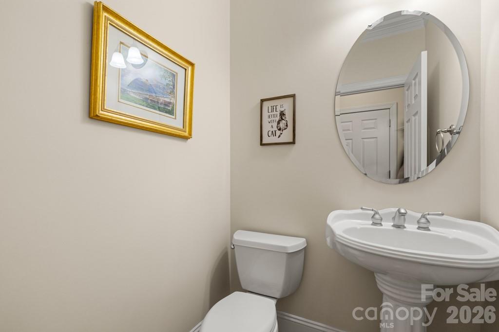 1221 Silver Arrow Court