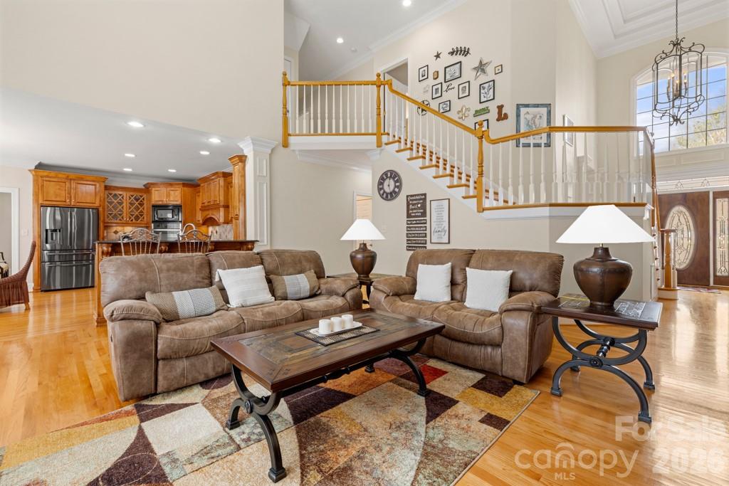1221 Silver Arrow Court