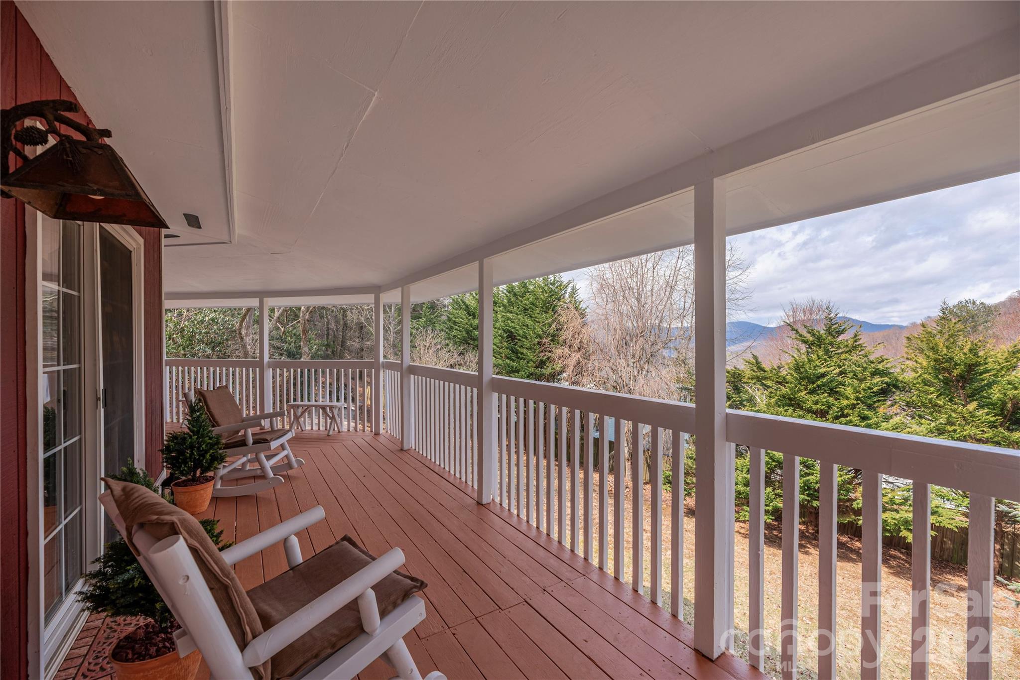 500 Apple Tree Court