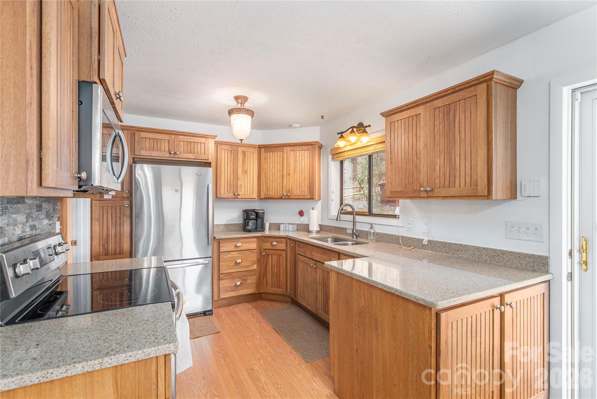 500 Apple Tree Court