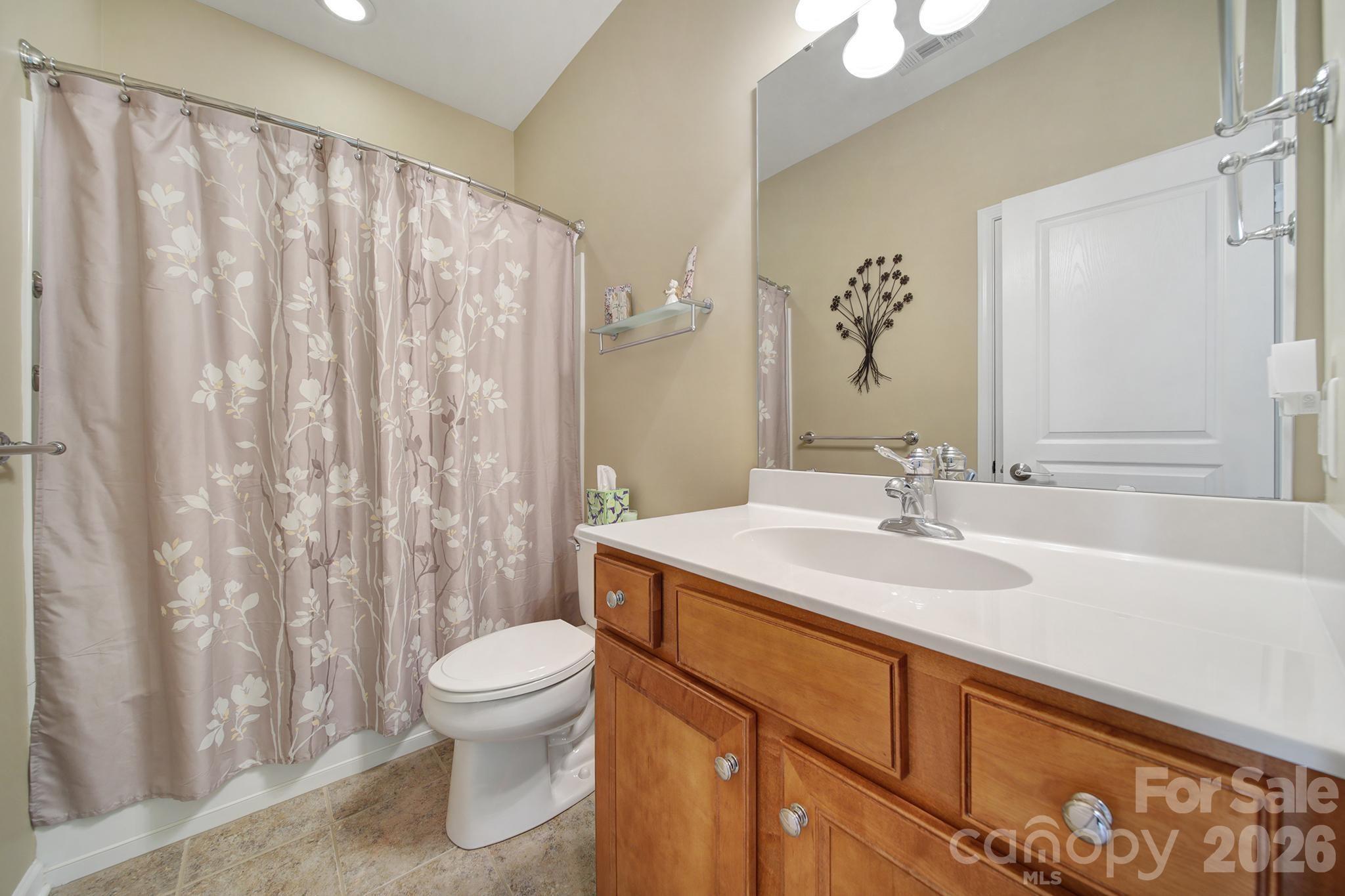 52083 Longspur Lane