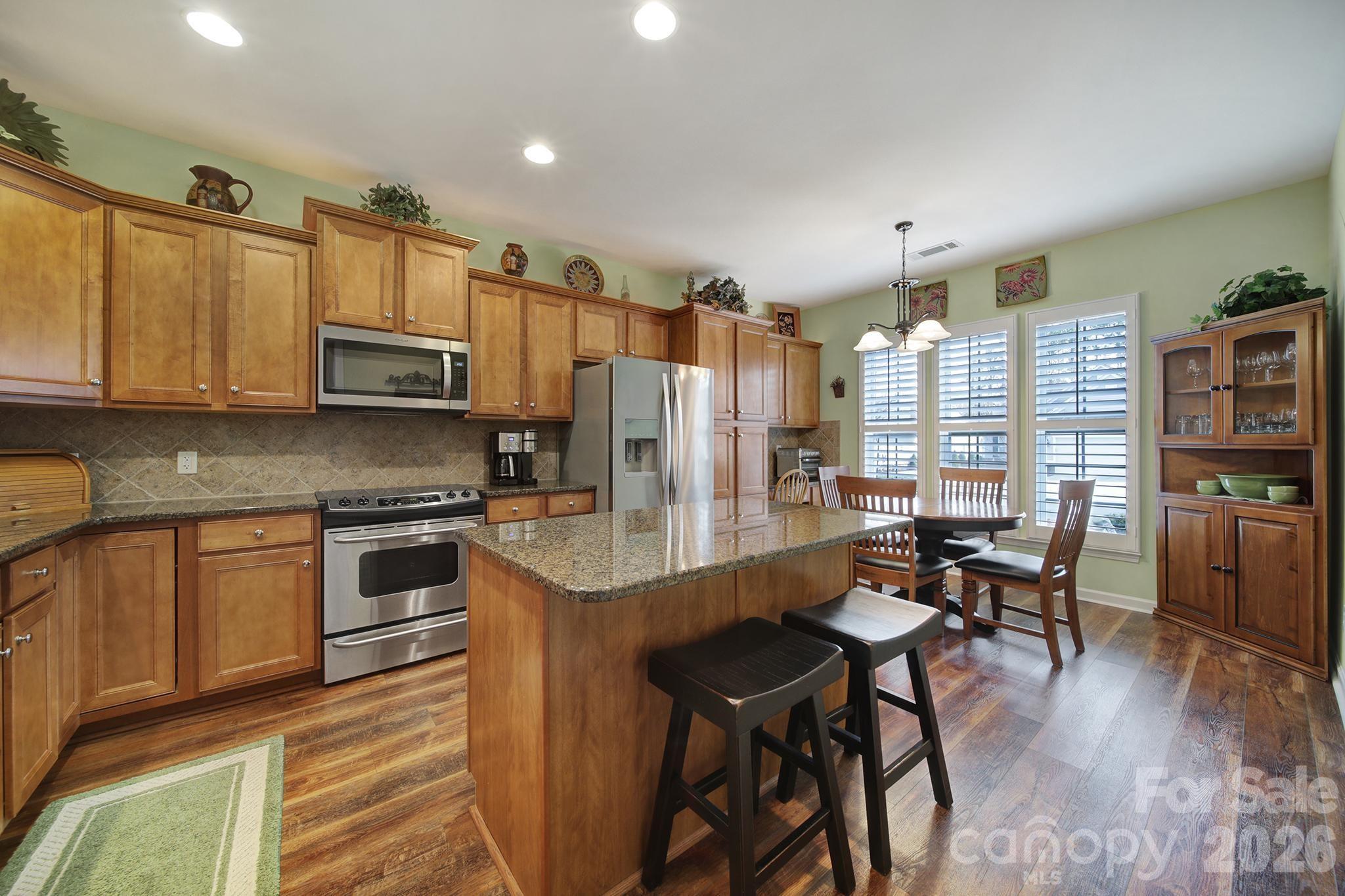52083 Longspur Lane