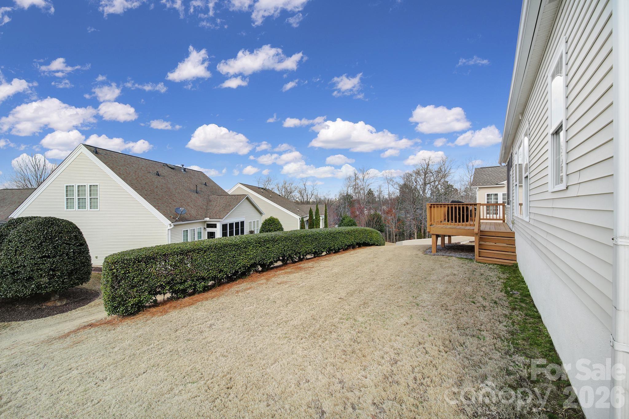 52083 Longspur Lane