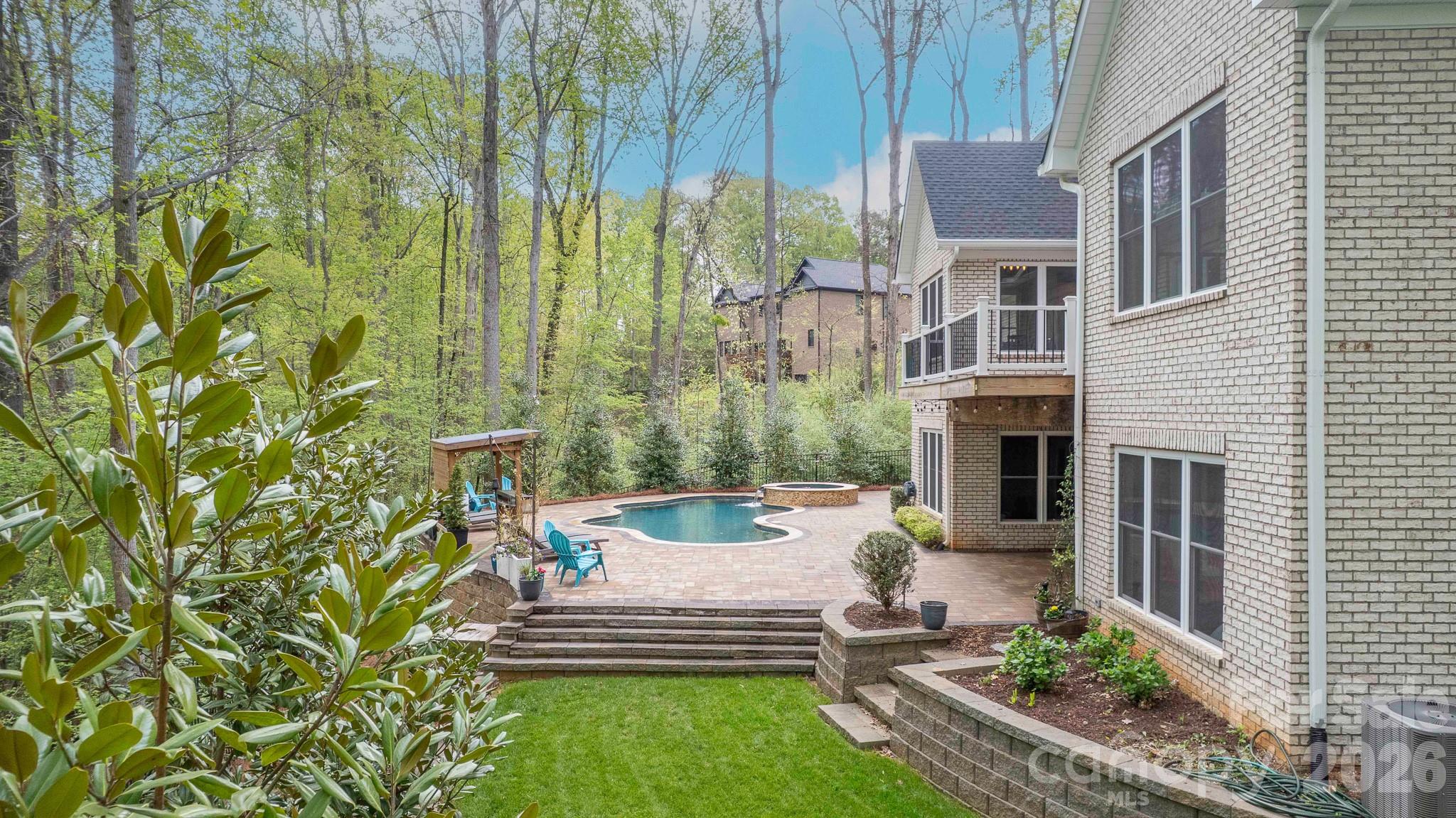 1616 Enon Court