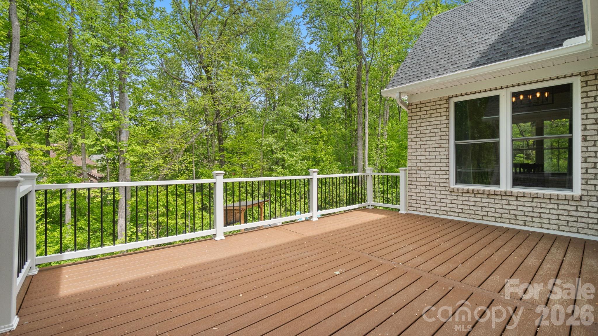 1616 Enon Court