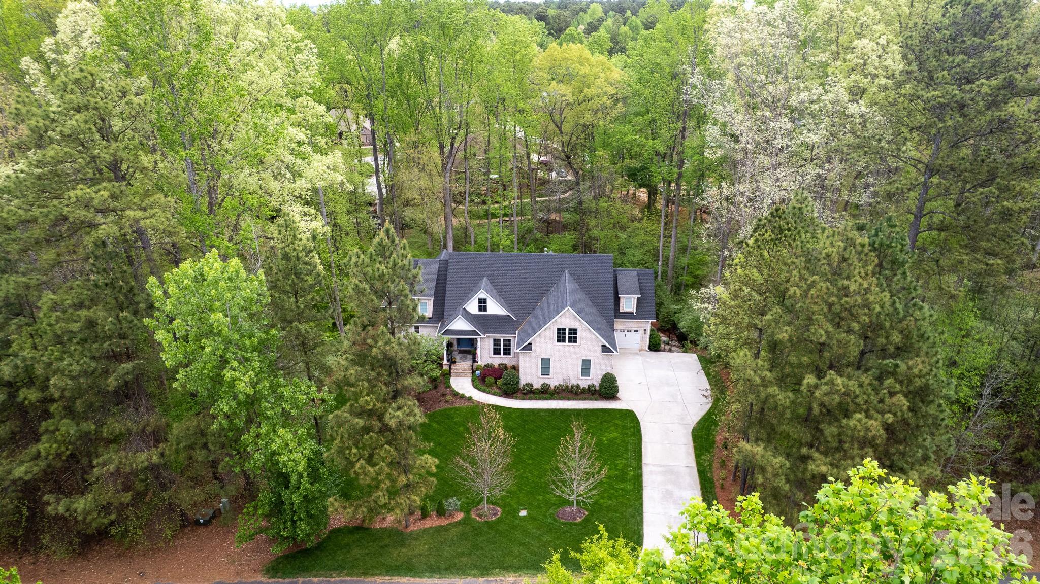 1616 Enon Court
