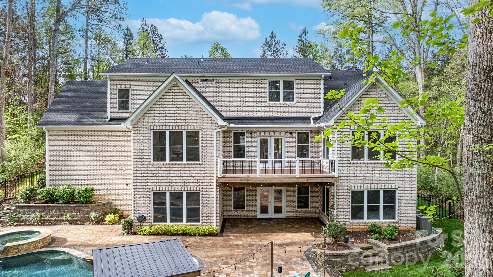 1616 Enon Court