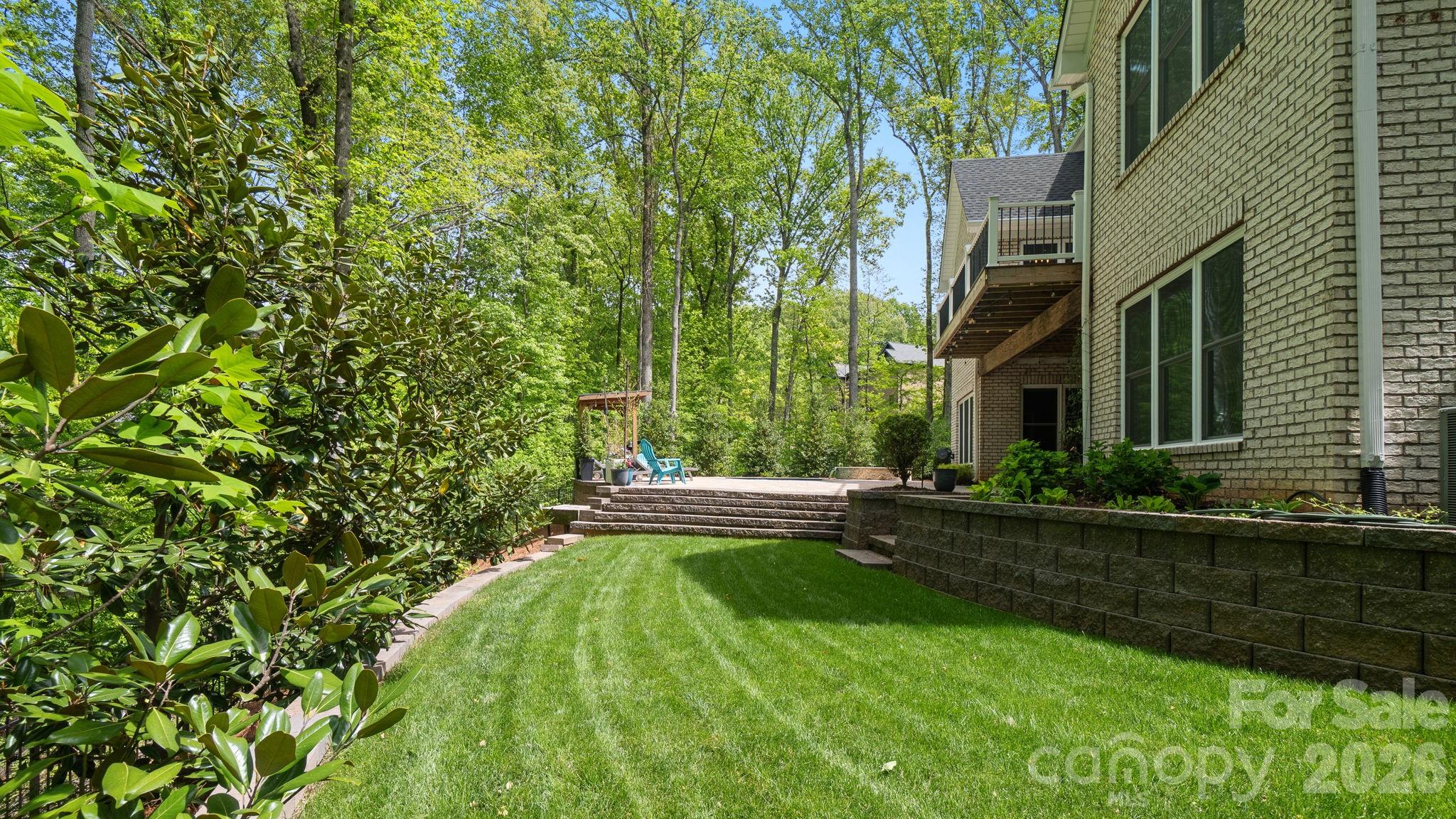 1616 Enon Court