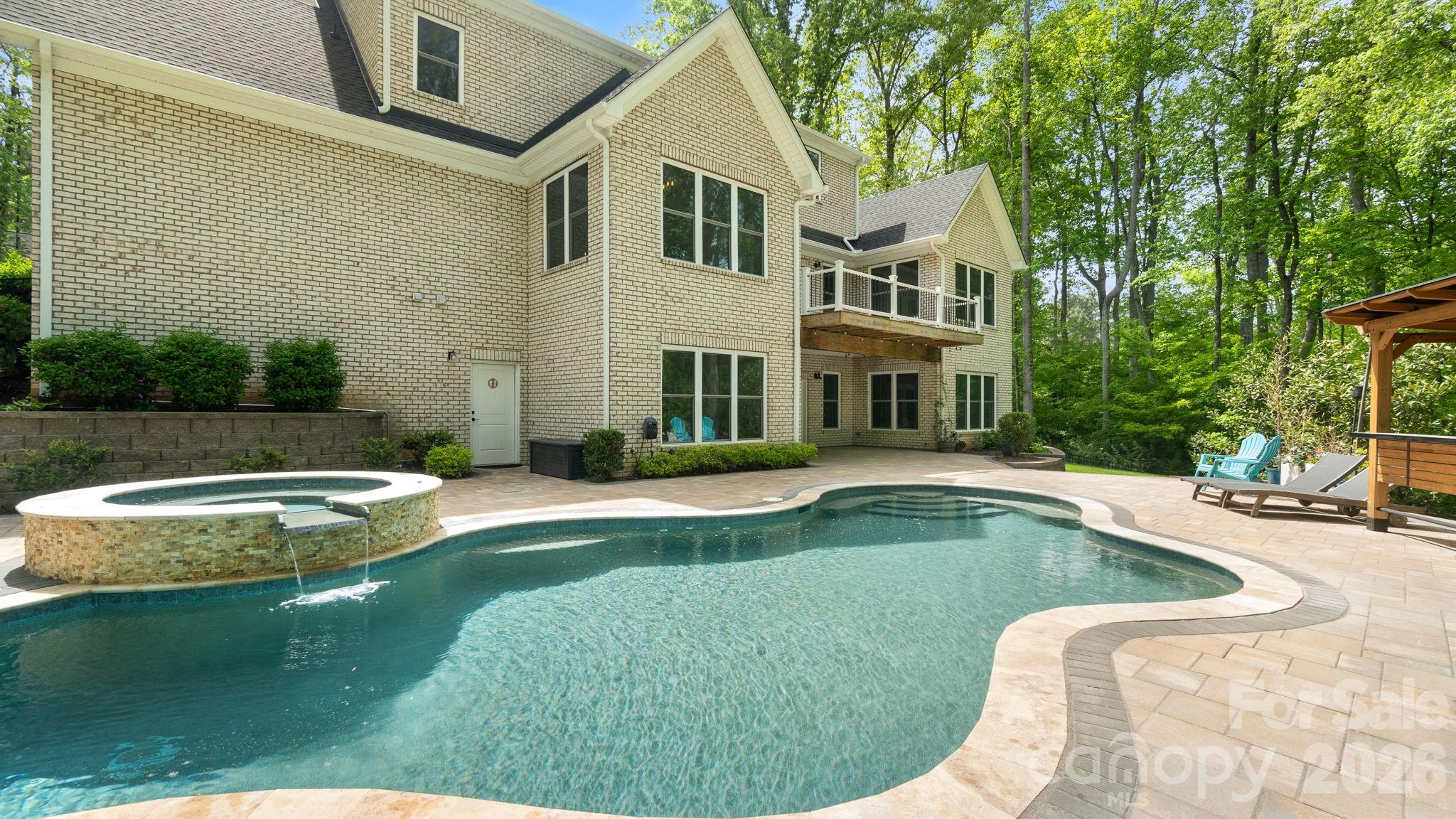 1616 Enon Court