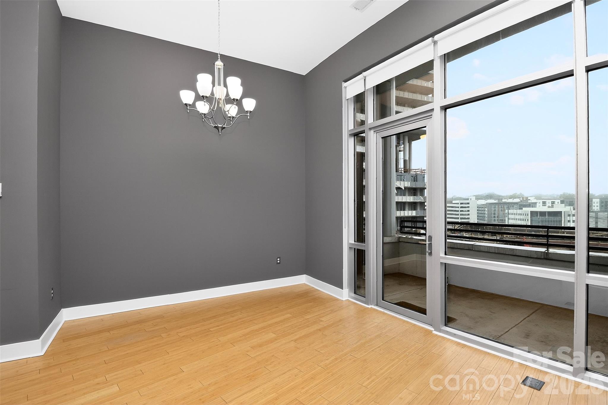 1133 Metropolitan Avenue Unit: 615